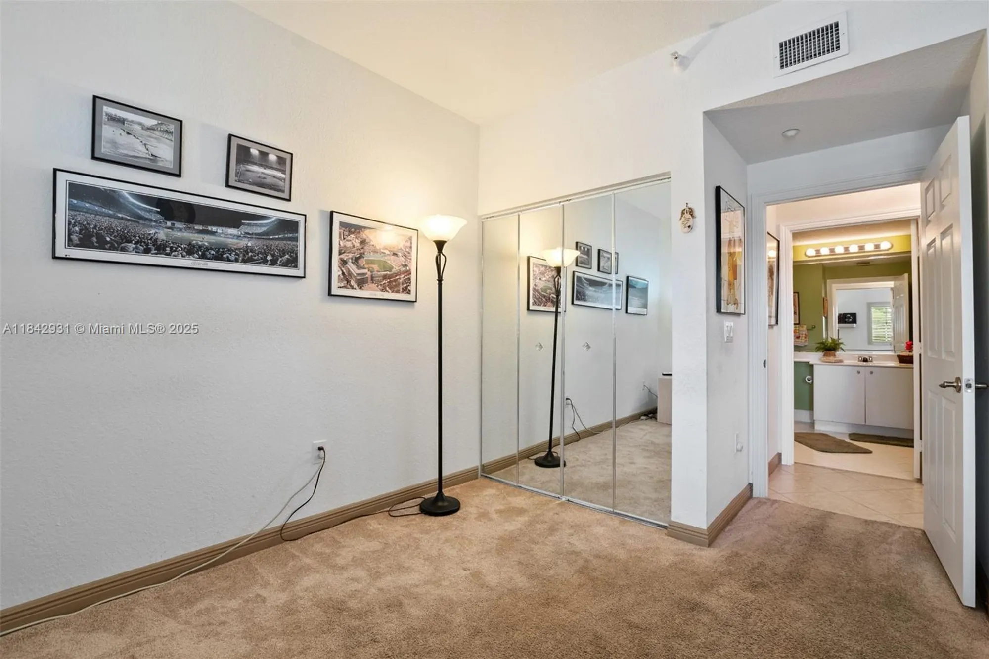 Property Slideshow image 15 of 26 | 7623 southampton ter 204, Tamarac, FL, 33321