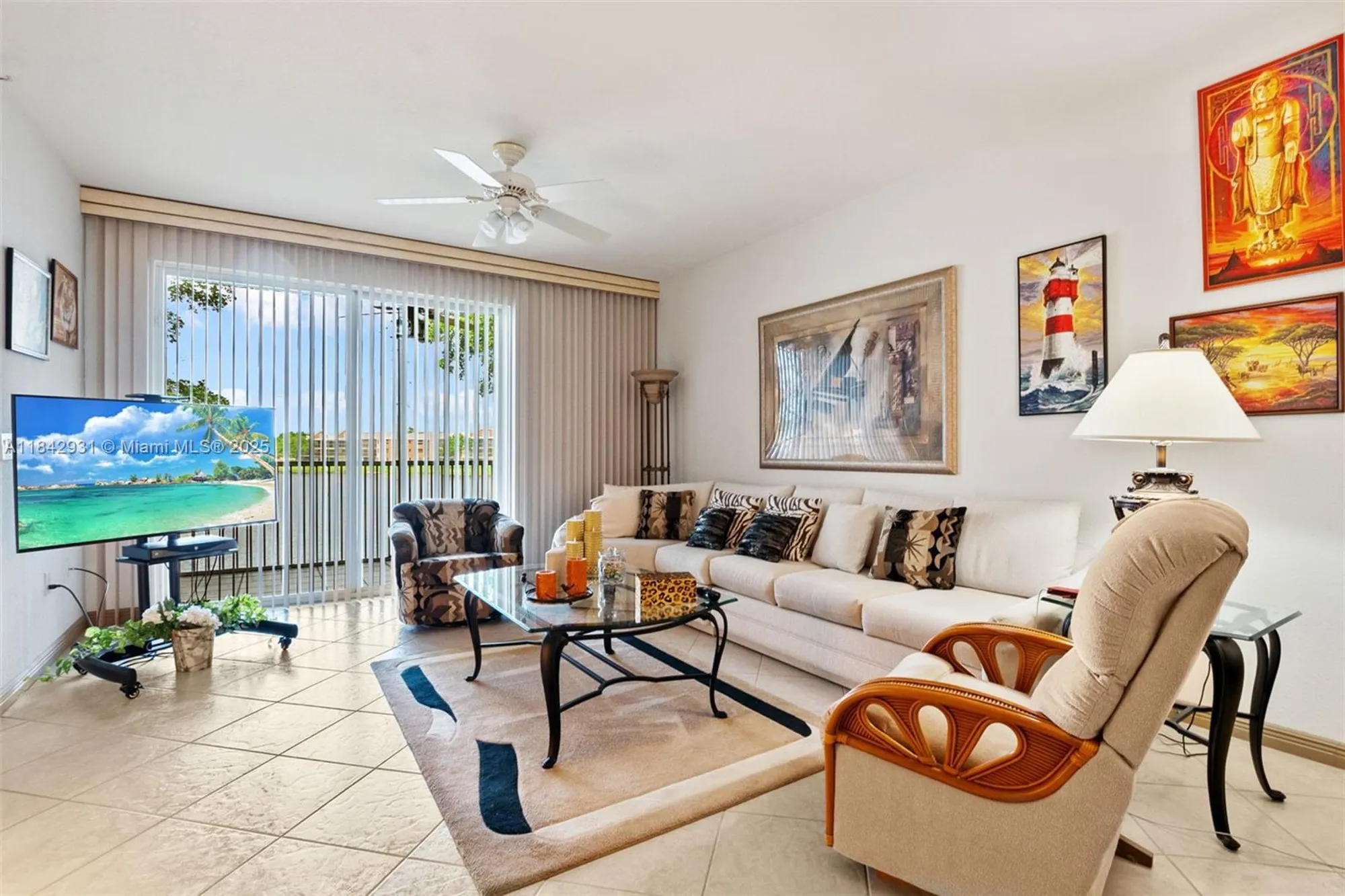 Property Slideshow image 12 of 26 | 7623 southampton ter 204, Tamarac, FL, 33321