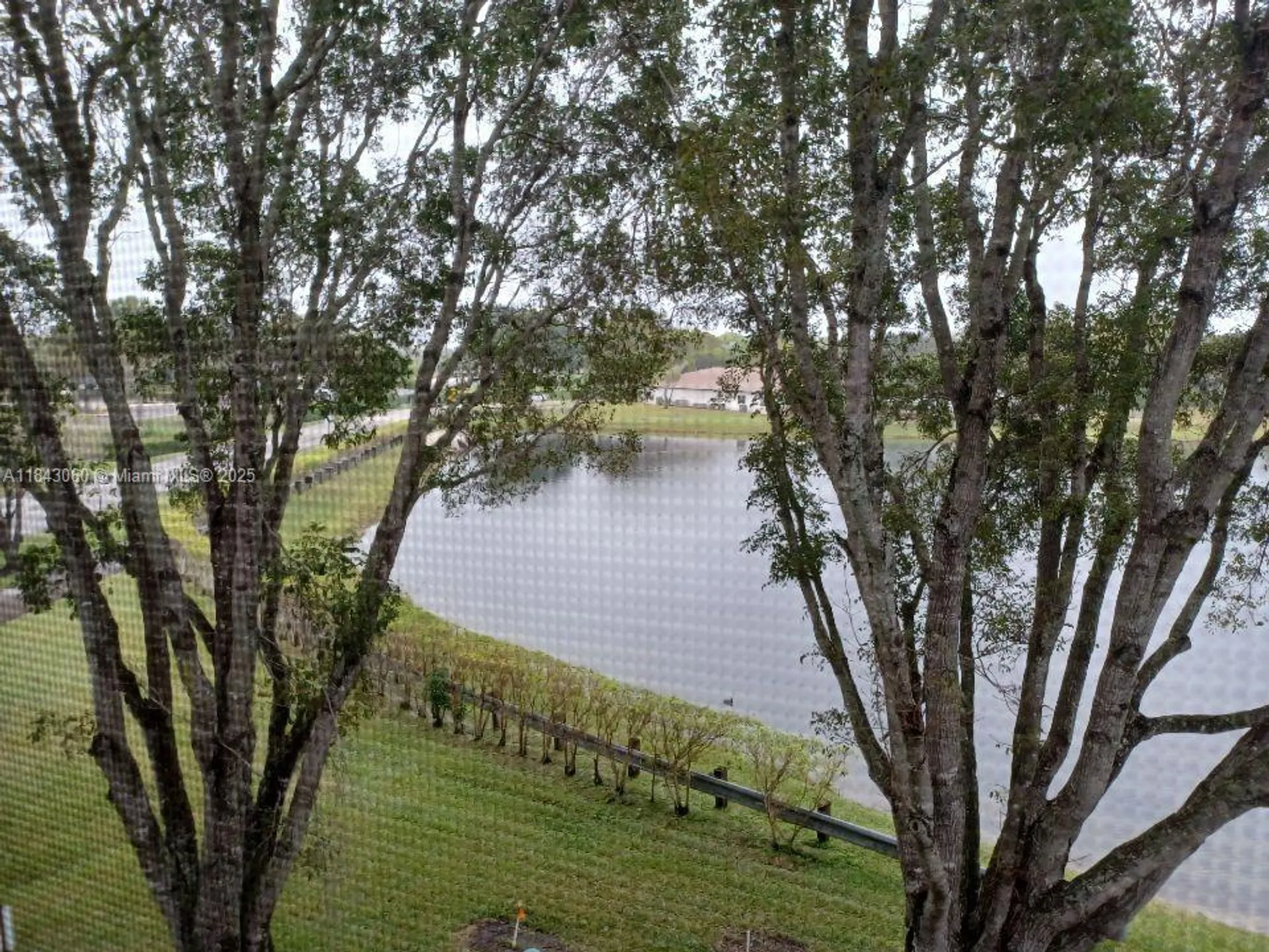 Property Slideshow image 13 of 14 | 1251 sw 134th way apt 301a, Pembroke Pines, FL, 33027