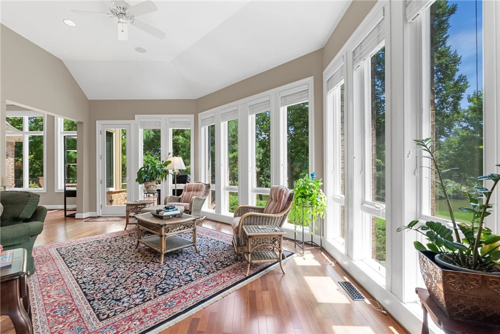 Property Slideshow image 16 of 47 | 412 rivers edge, Williamsburg, VA, 23185