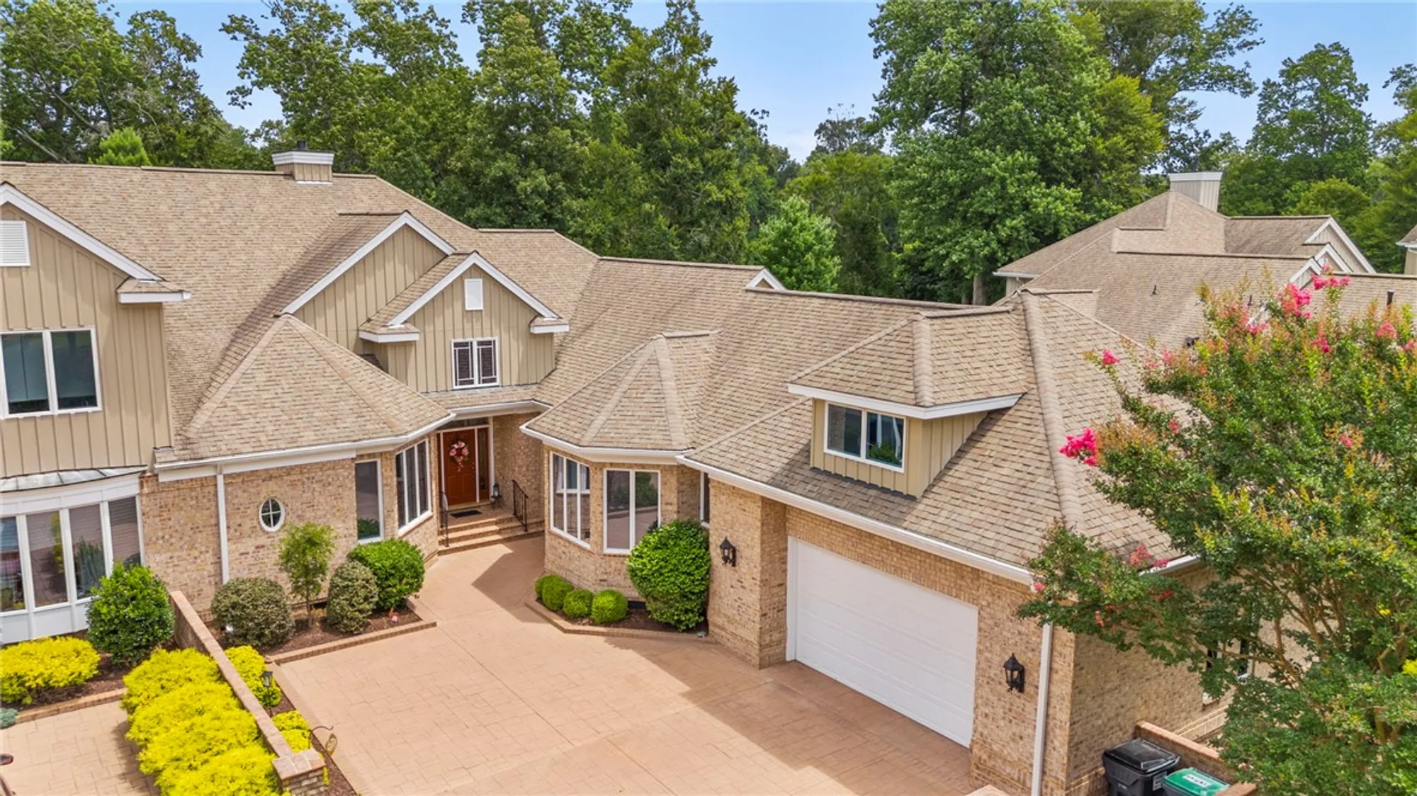 Property Slideshow image 3 of 47 | 412 rivers edge, Williamsburg, VA, 23185