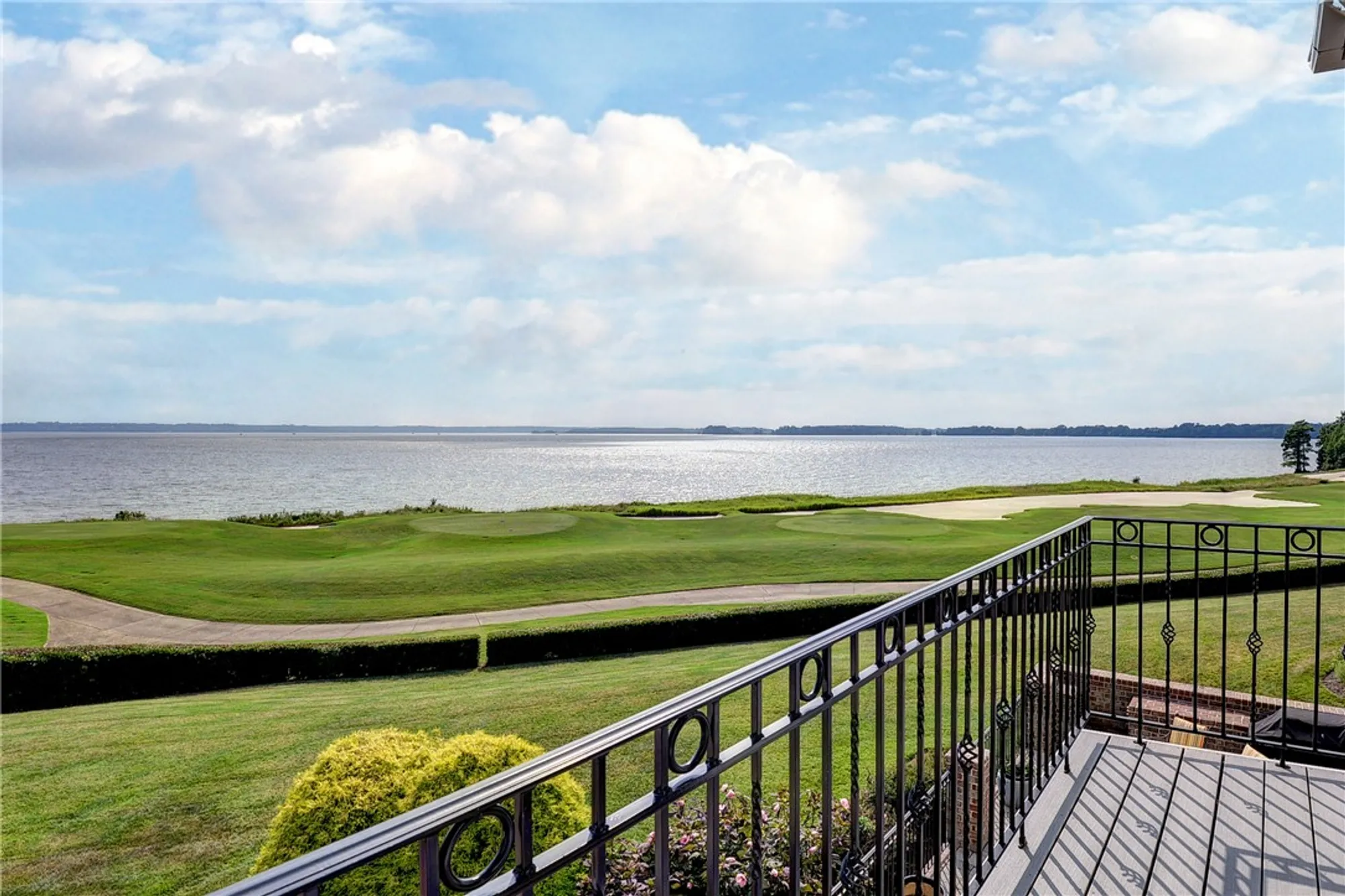 Property Slideshow image 39 of 50 | 2925 barrets pointe rd, Williamsburg, VA, 23185