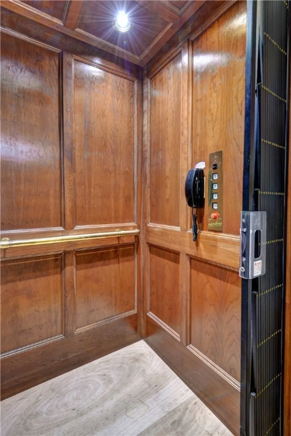 Property Slideshow image 45 of 50 | 2925 barrets pointe rd, Williamsburg, VA, 23185