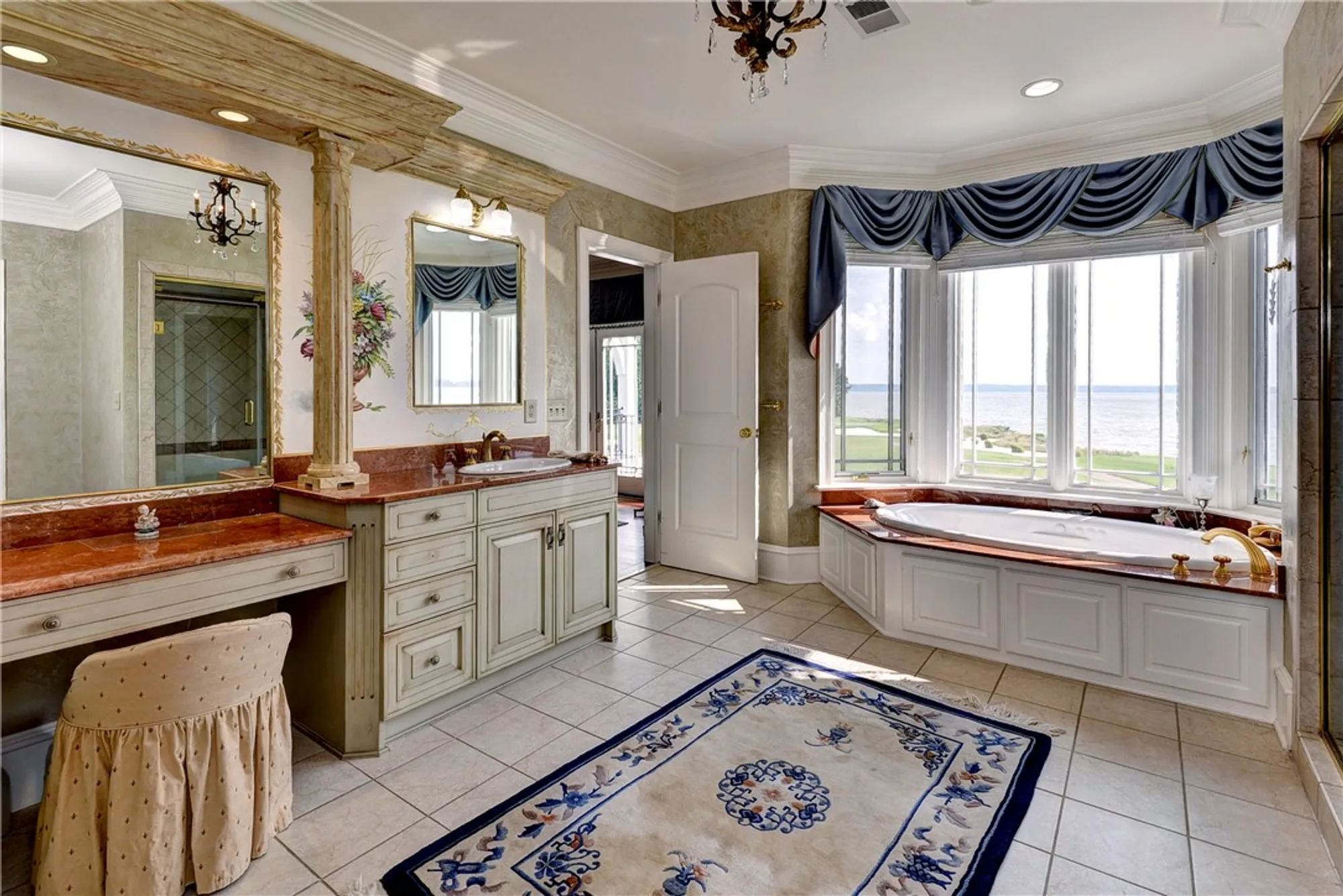 Property Slideshow image 41 of 50 | 2925 barrets pointe rd, Williamsburg, VA, 23185