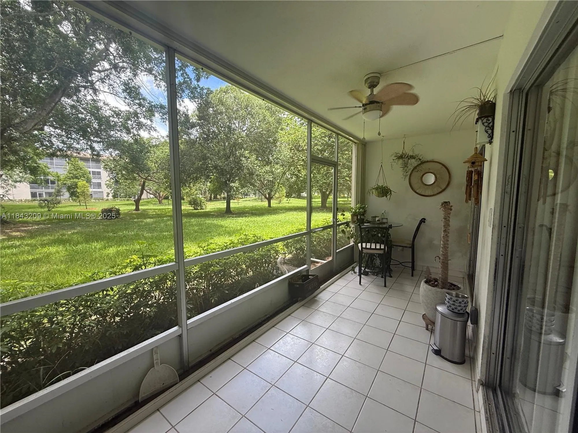 Property Slideshow image 36 of 58 | 2403 antigua cir k1, Coconut Creek, FL, 33066