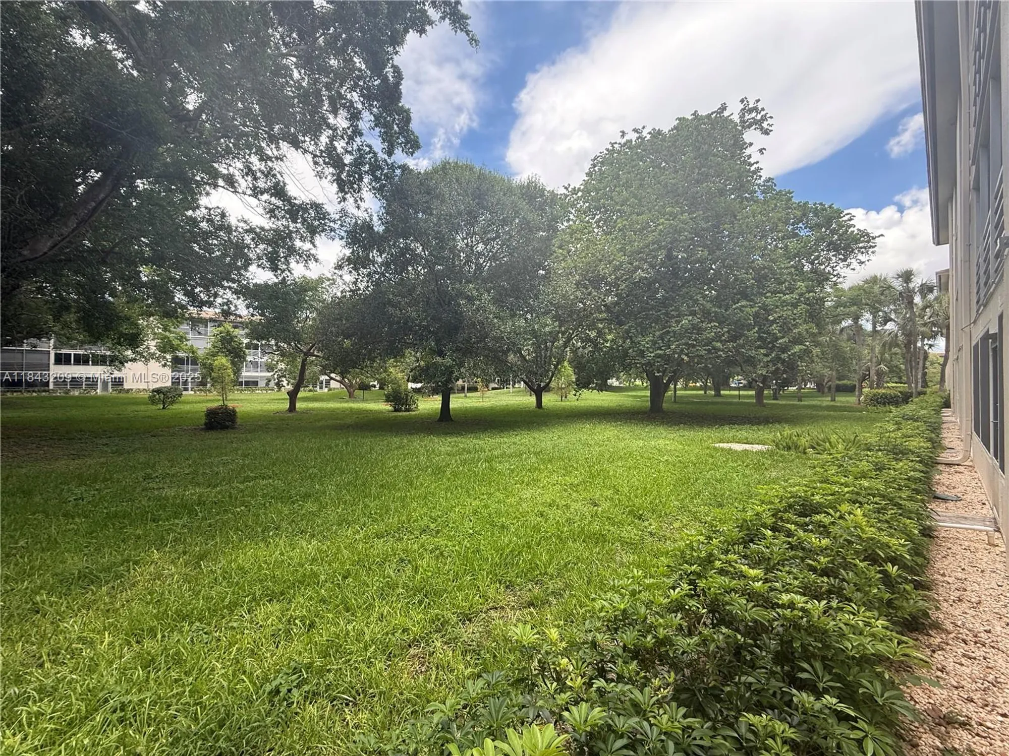 Property Slideshow image 38 of 58 | 2403 antigua cir k1, Coconut Creek, FL, 33066