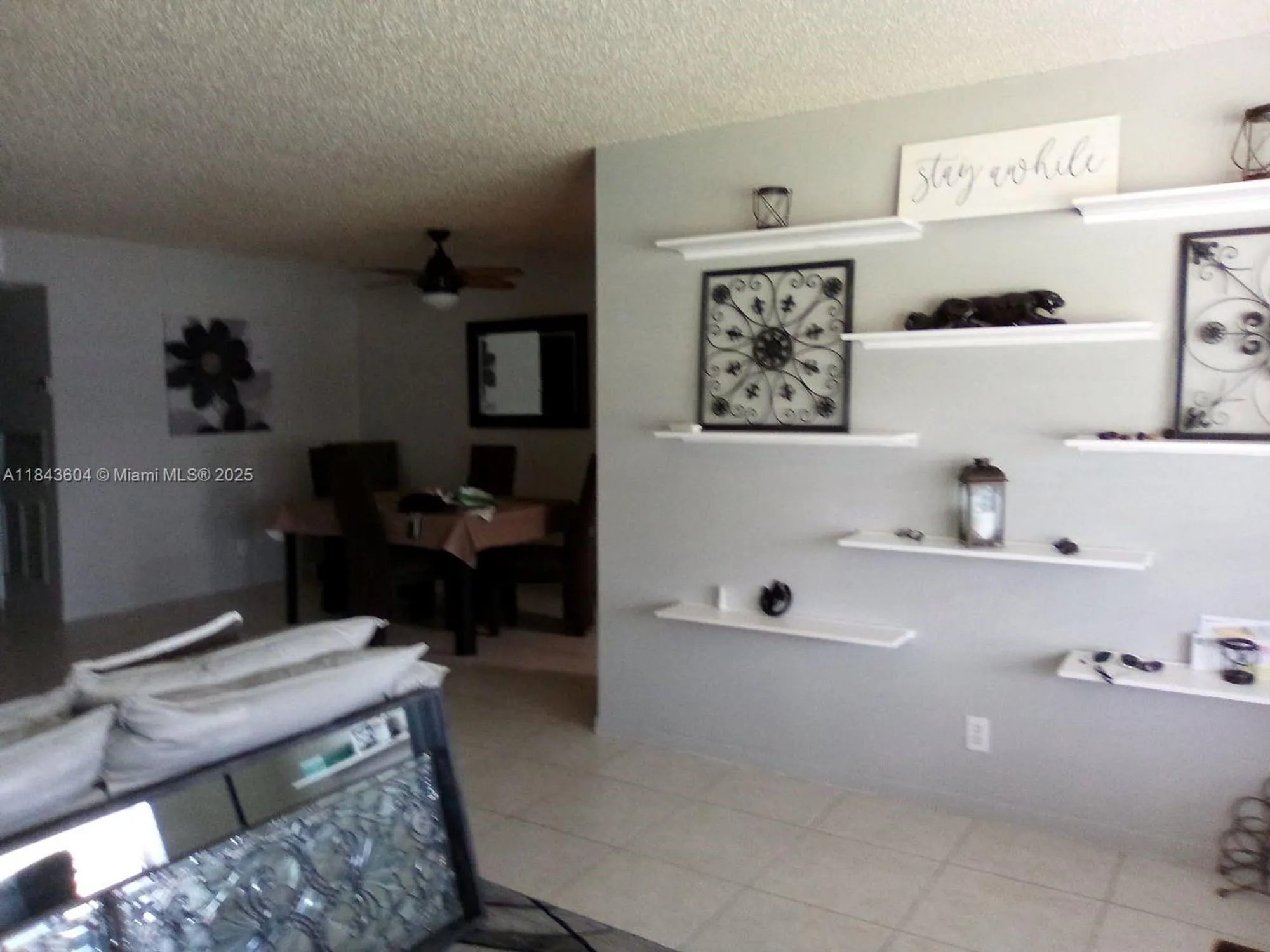 Property Slideshow image 8 of 12 | 1050 north dr b, Delray Beach, FL, 33445