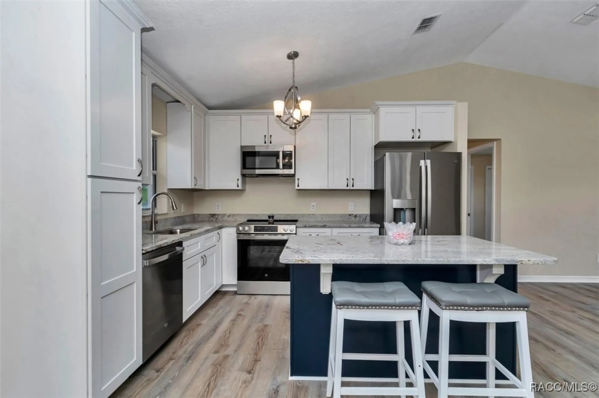 Property Slideshow image 19 of 42 | 3657 e arbor lakes dr, Hernando, FL, 34442