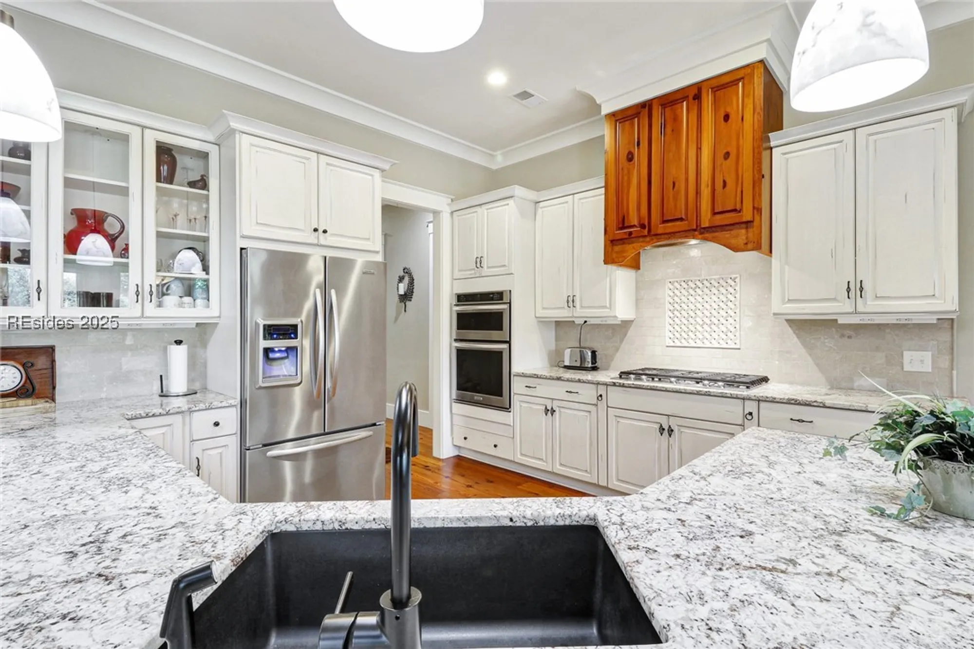 Property Slideshow image 19 of 80 | 208 hampton lake dr, Bluffton, SC, 29910