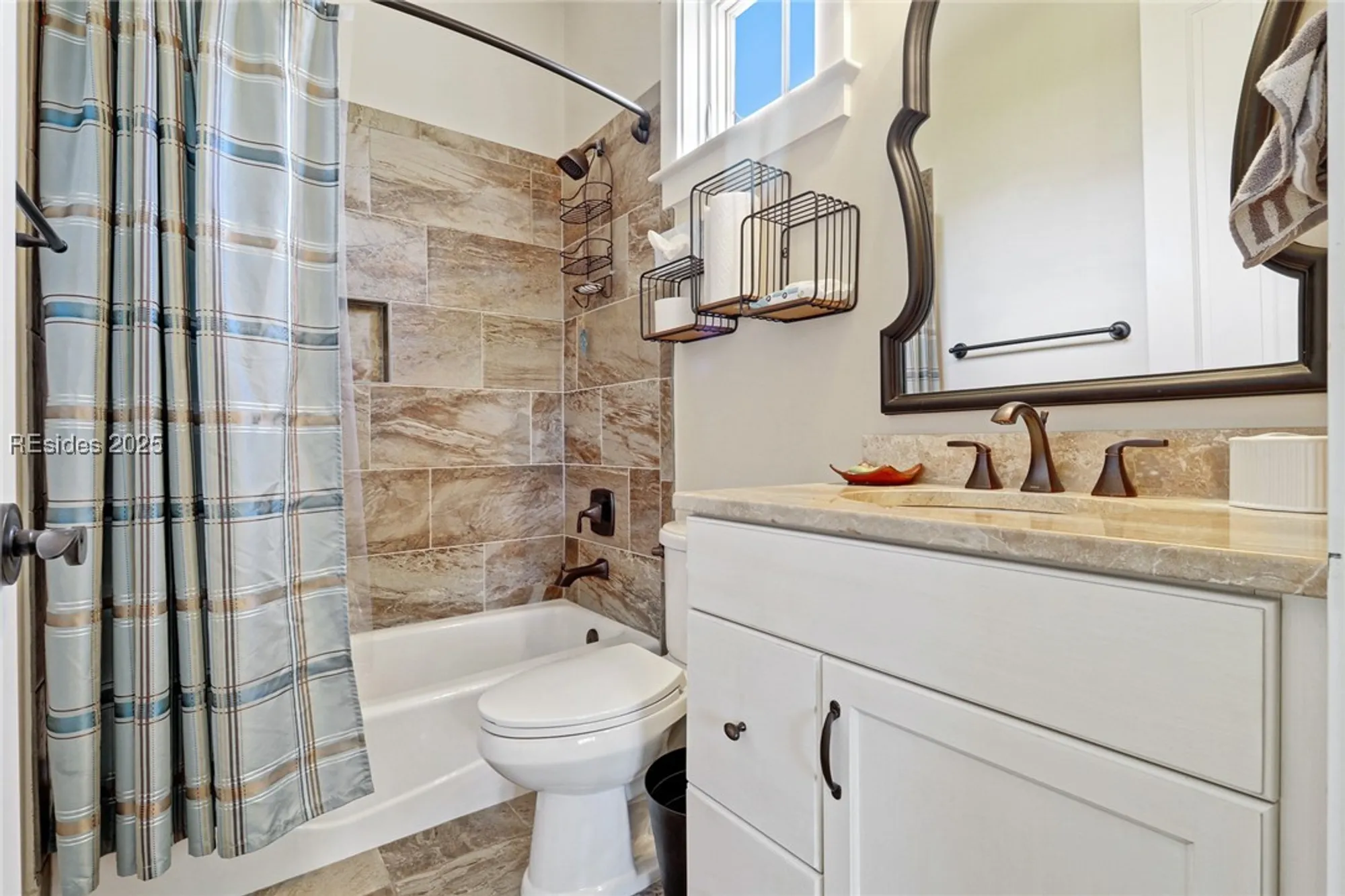 Property Slideshow image 34 of 80 | 208 hampton lake dr, Bluffton, SC, 29910