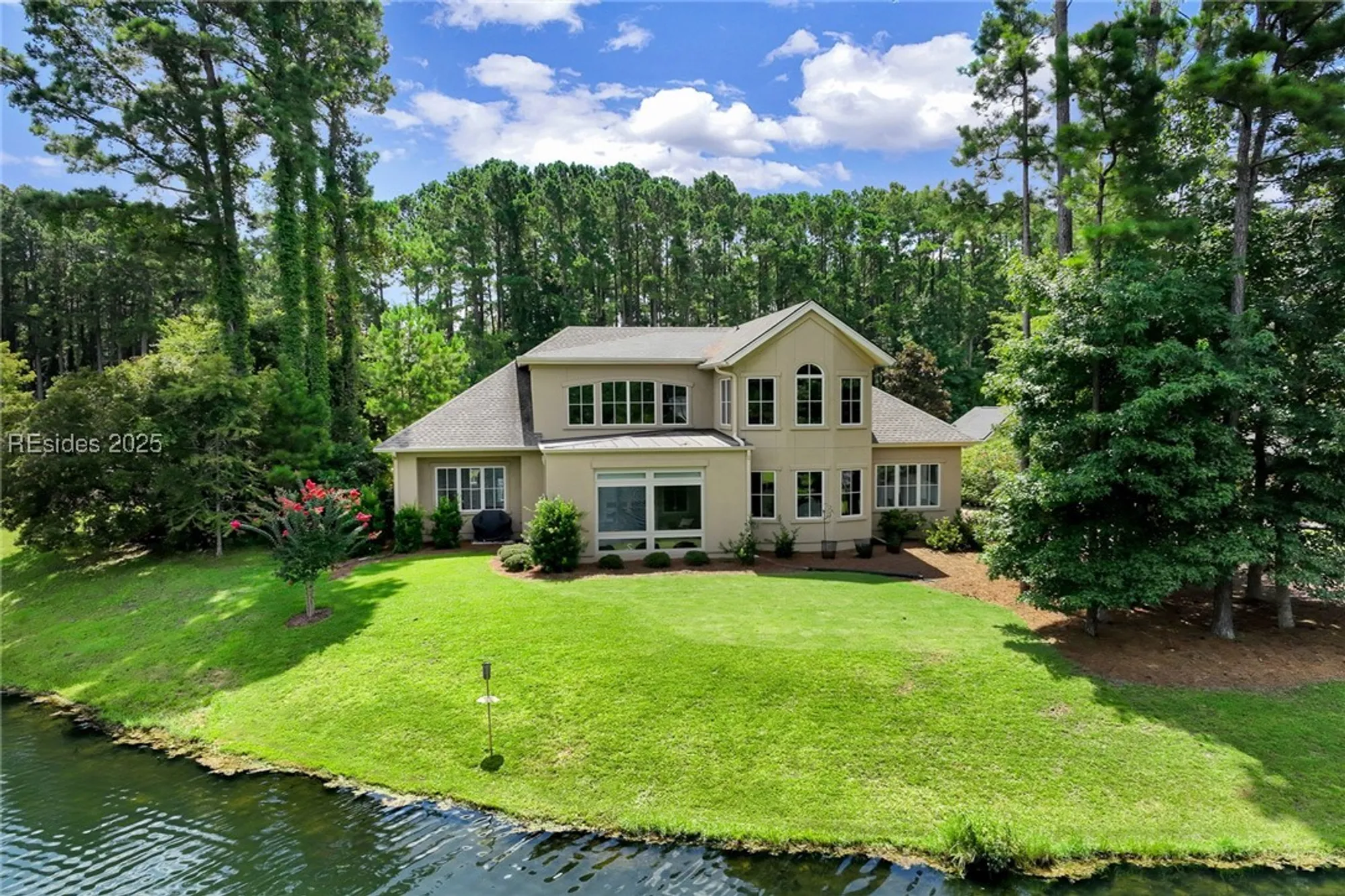 Property Slideshow image 44 of 80 | 208 hampton lake dr, Bluffton, SC, 29910