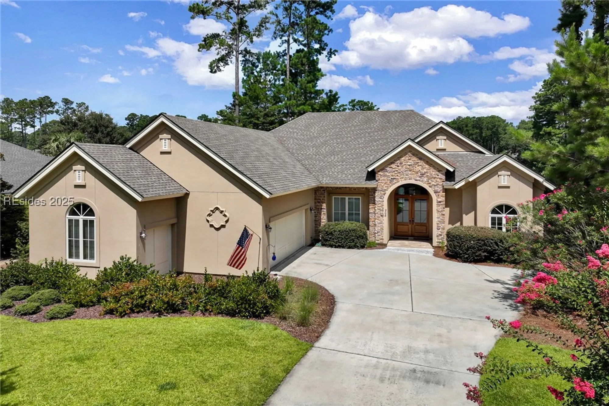 Property Slideshow image 52 of 80 | 208 hampton lake dr, Bluffton, SC, 29910