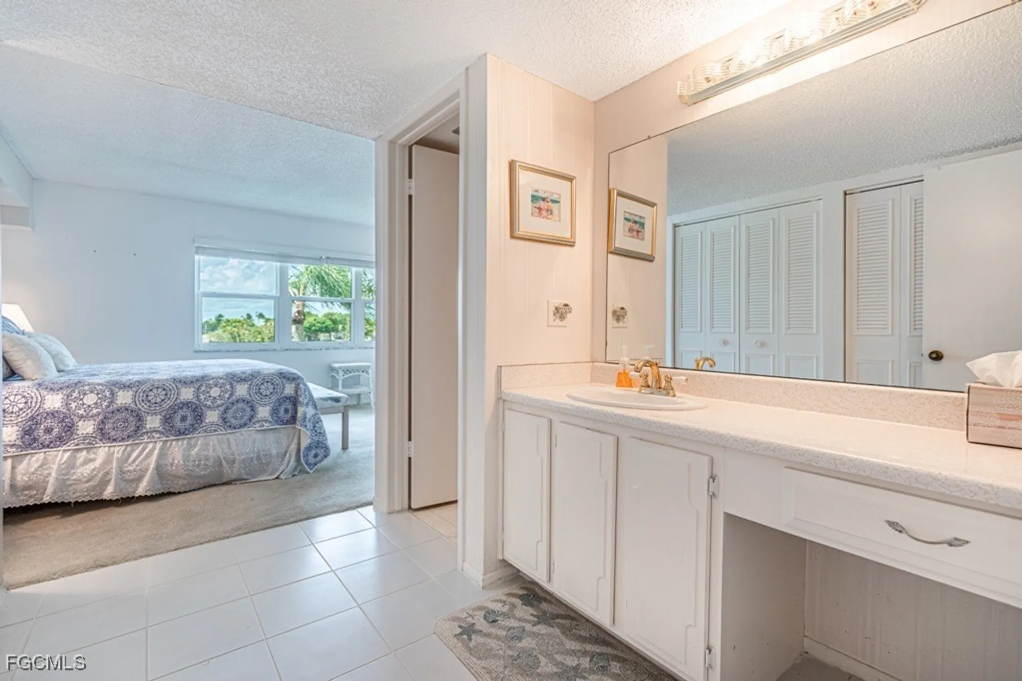 Property Slideshow image 7 of 36 | 1660 pine valley dr 201, Fort Myers, FL, 33907