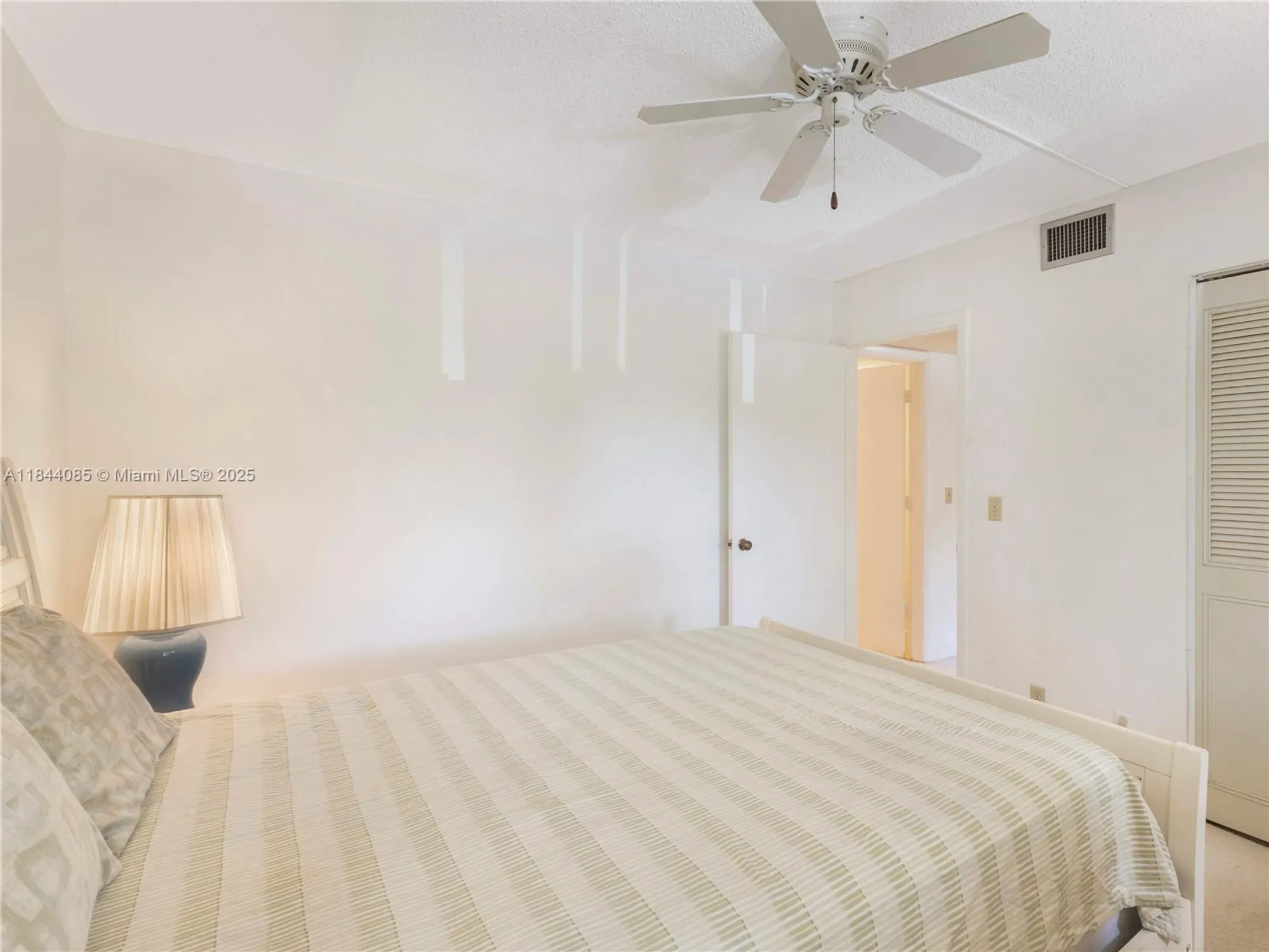 Property Slideshow image 16 of 29 | 14360 strathmore ln apt 203, Delray Beach, FL, 33446