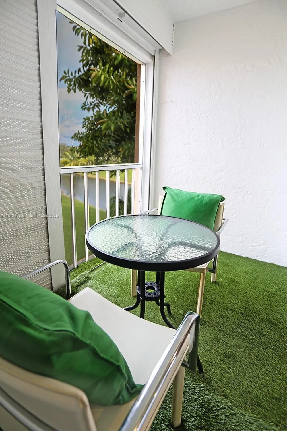 Property Slideshow image 16 of 35 | 6570 royal palm blvd 301j, Margate, FL, 33063