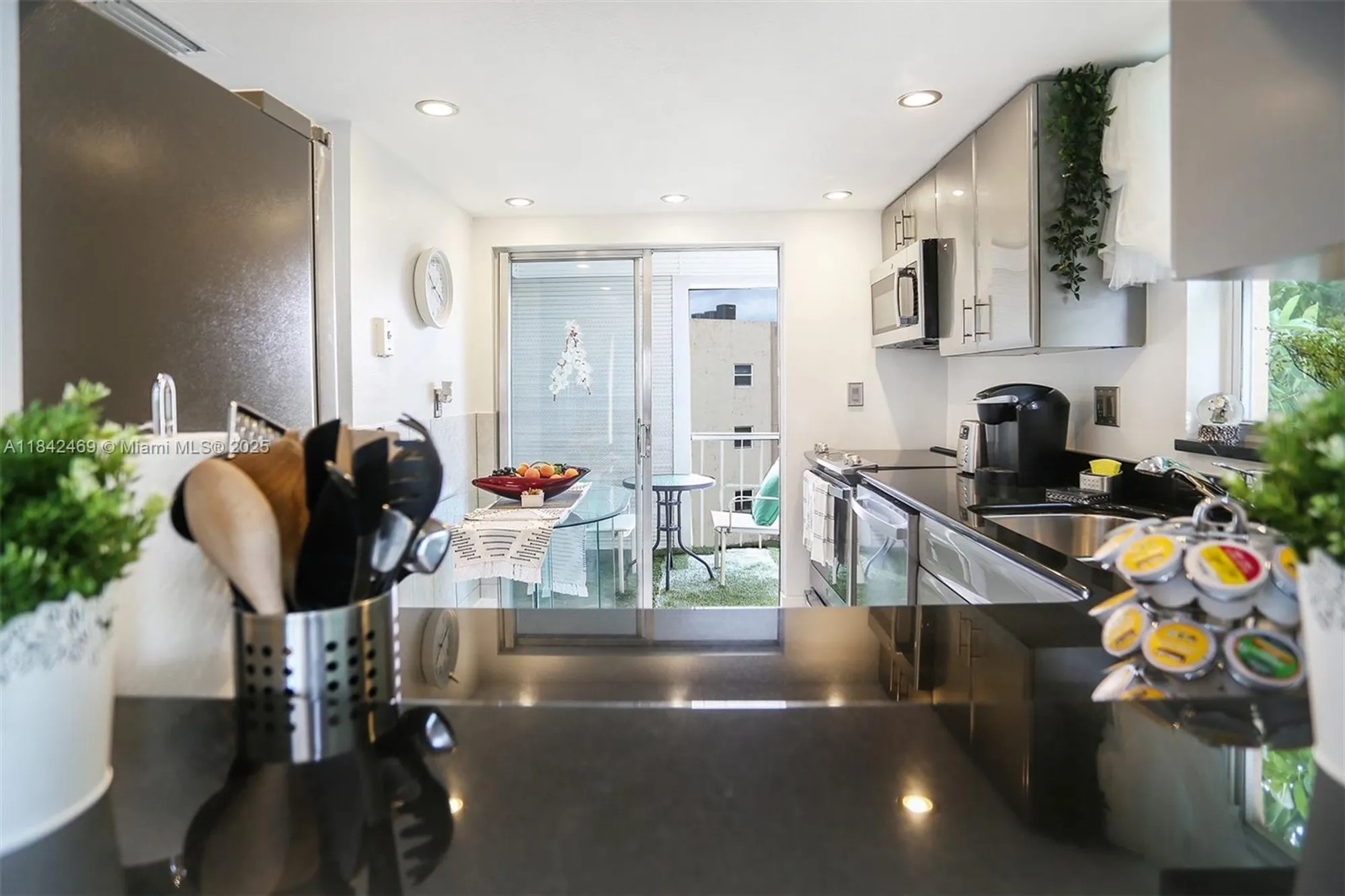Property Slideshow image 10 of 35 | 6570 royal palm blvd 301j, Margate, FL, 33063