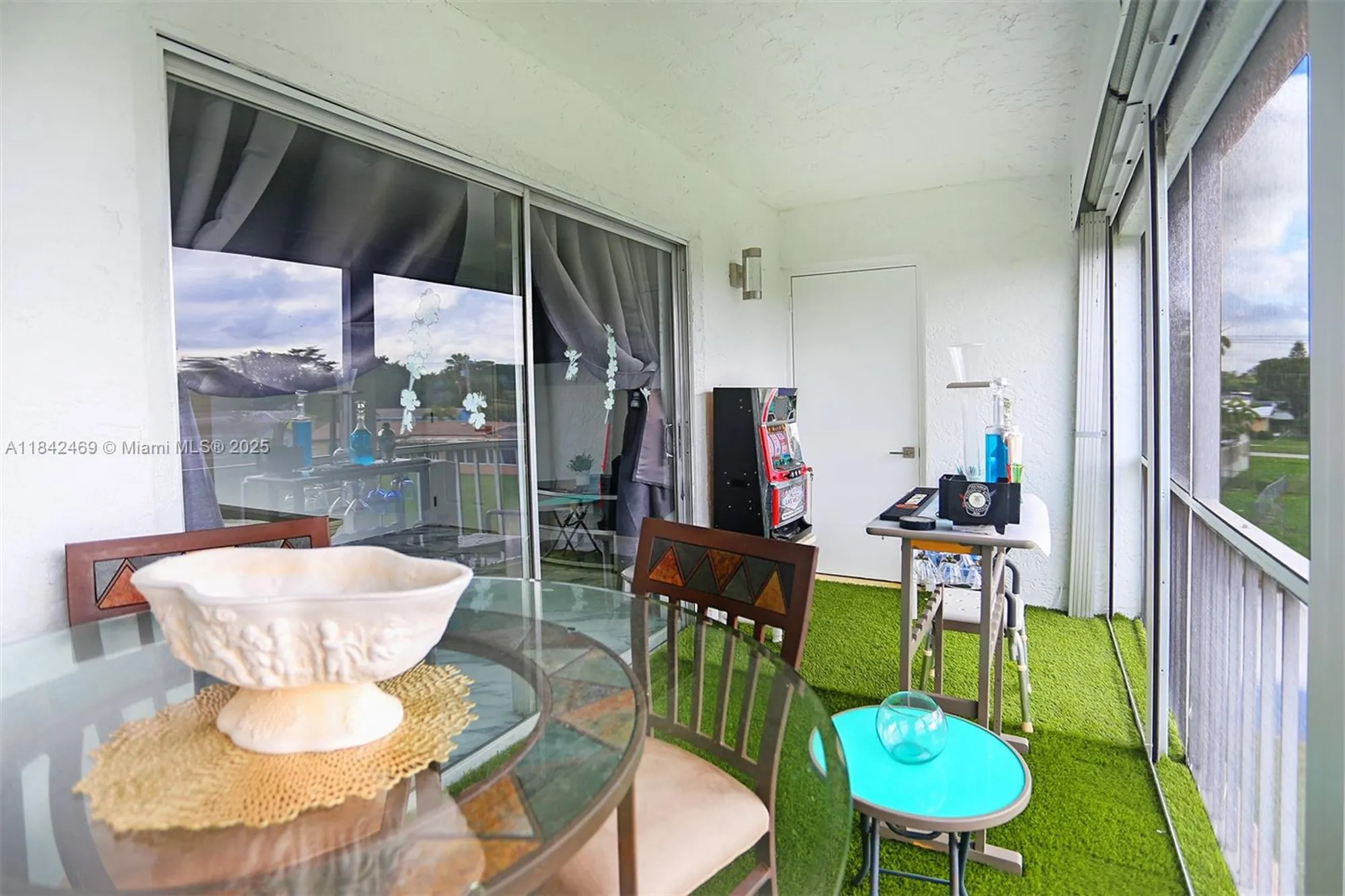 Property Slideshow image 13 of 35 | 6570 royal palm blvd 301j, Margate, FL, 33063
