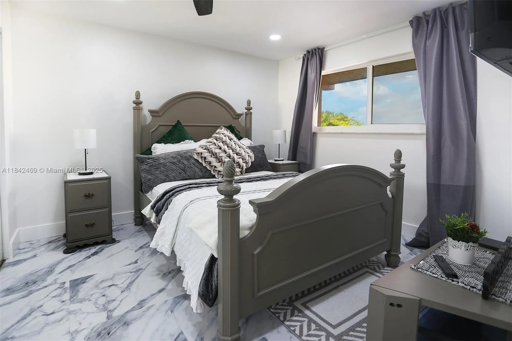 Property Slideshow image 24 of 35 | 6570 royal palm blvd 301j, Margate, FL, 33063