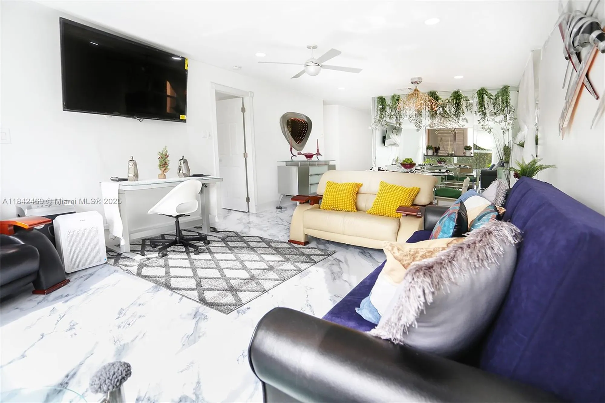 Property Slideshow image 4 of 35 | 6570 royal palm blvd 301j, Margate, FL, 33063