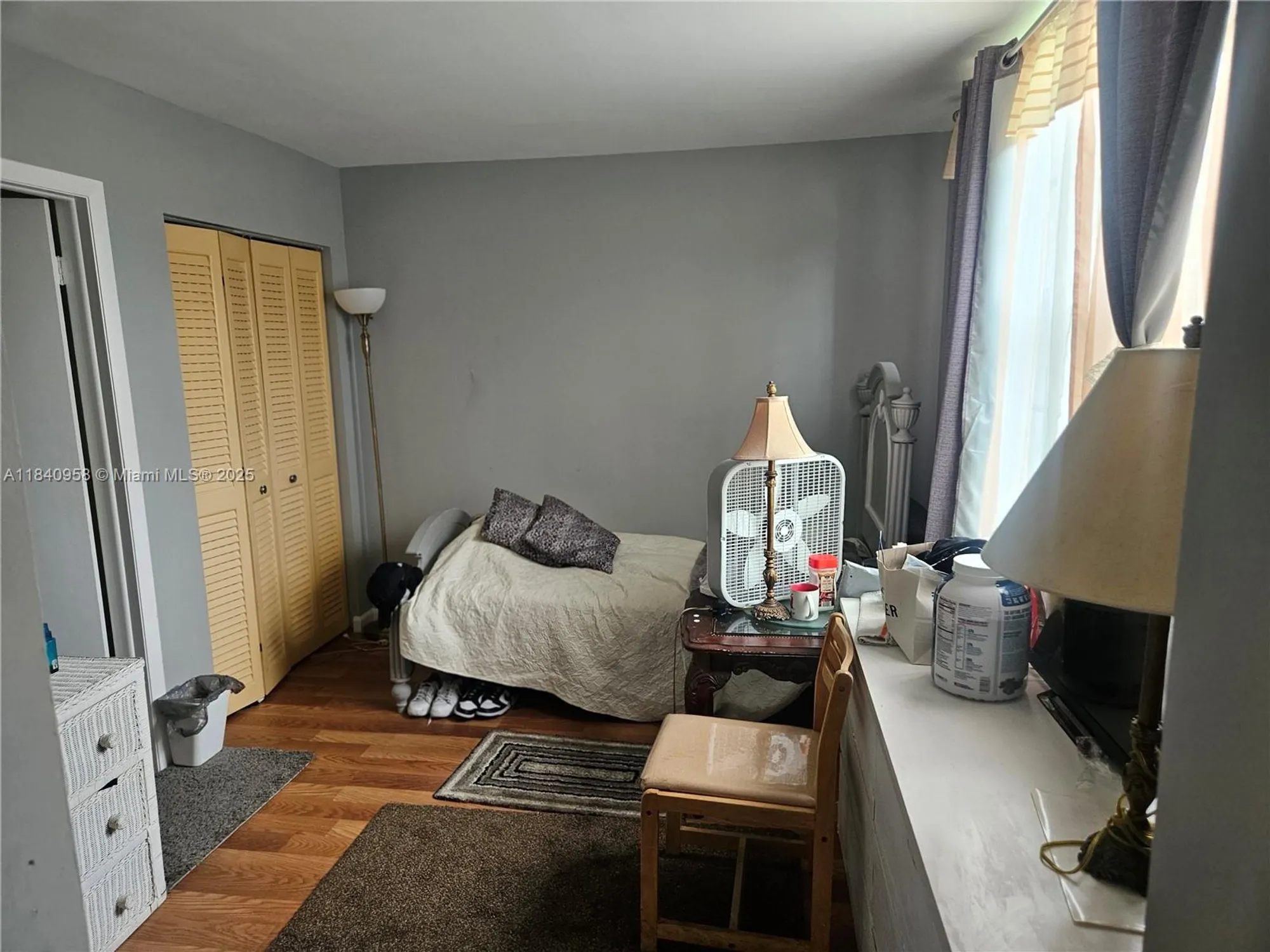 Property Slideshow image 12 of 12 | 901 colony point cir 408, Pembroke Pines, FL, 33026