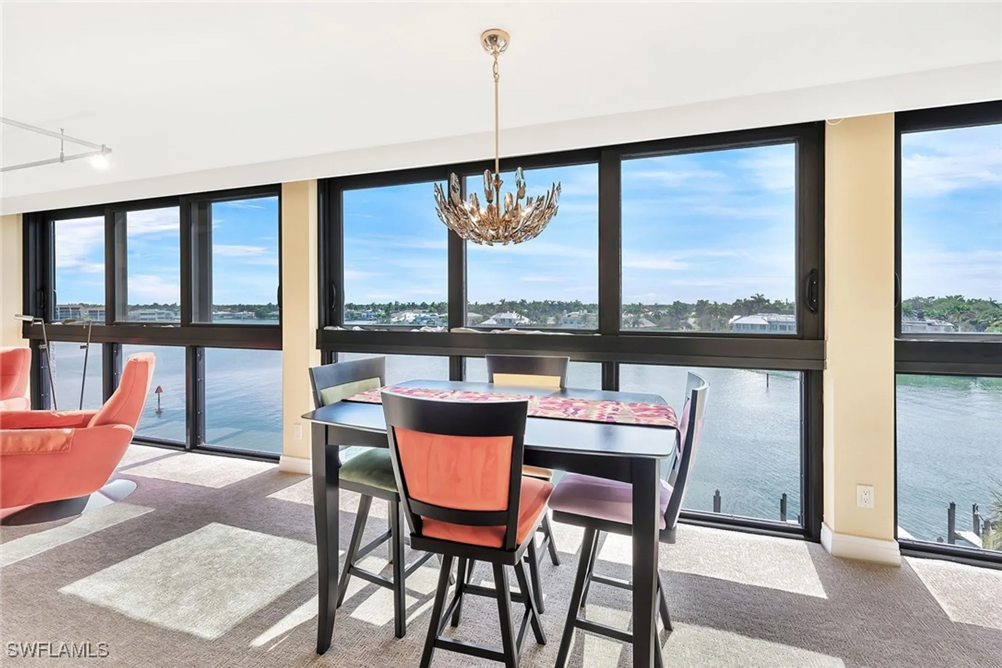 Property Slideshow image 16 of 47 | 2400 gulf shore blvd 502, Naples, FL, 34103