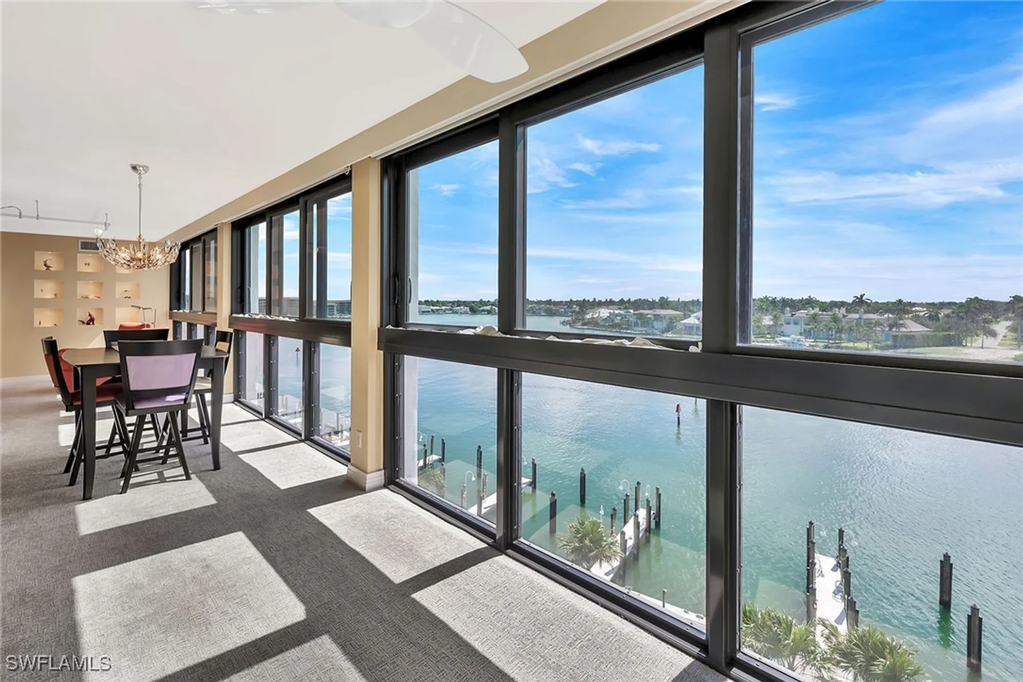 Property Slideshow image 17 of 47 | 2400 gulf shore blvd 502, Naples, FL, 34103