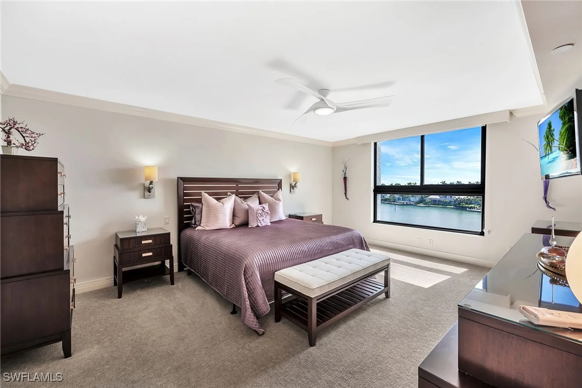 Property Slideshow image 19 of 47 | 2400 gulf shore blvd 502, Naples, FL, 34103
