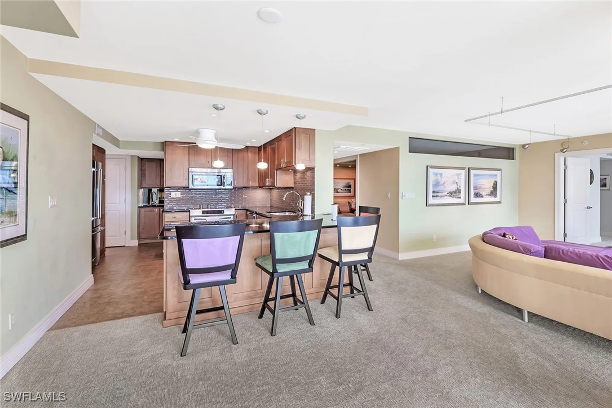 Property Slideshow image 10 of 47 | 2400 gulf shore blvd 502, Naples, FL, 34103