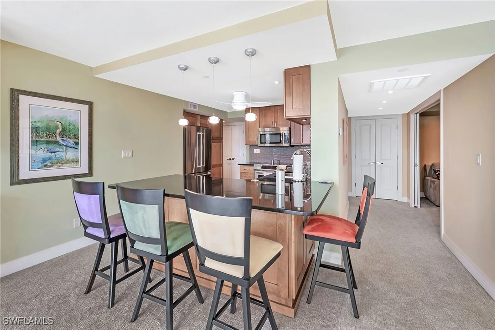 Property Slideshow image 11 of 47 | 2400 gulf shore blvd 502, Naples, FL, 34103