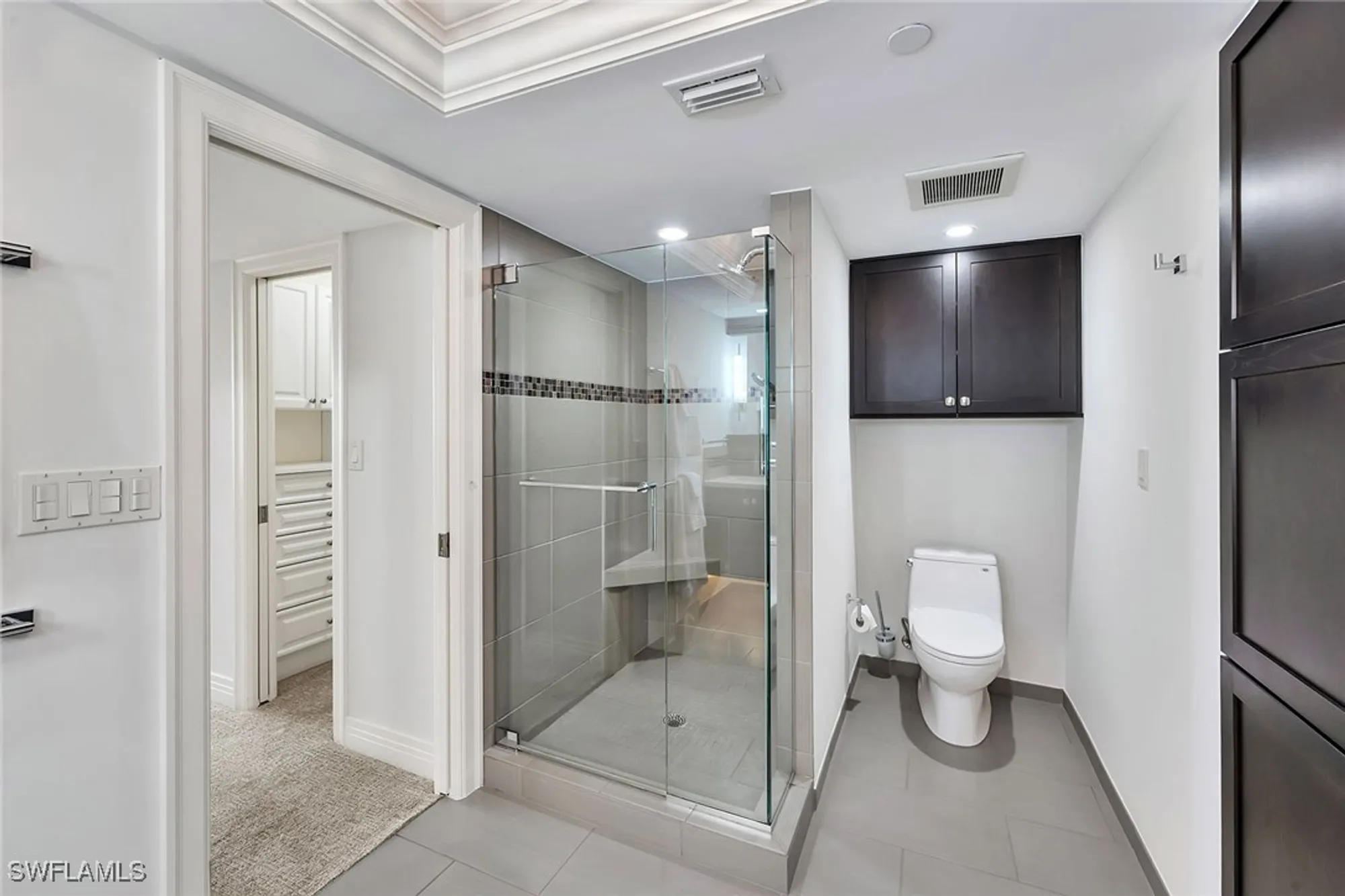 Property Slideshow image 24 of 47 | 2400 gulf shore blvd 502, Naples, FL, 34103