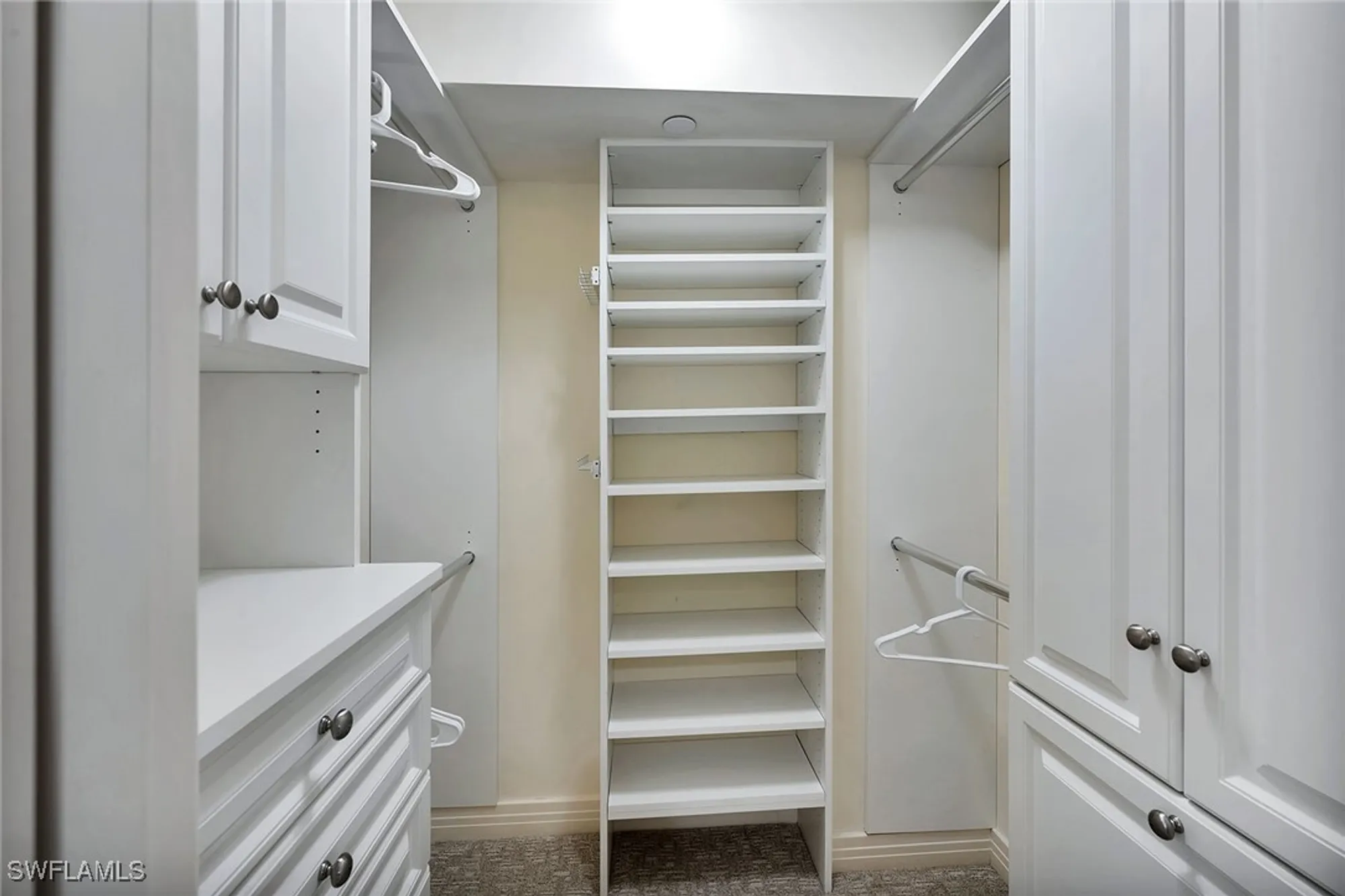 Property Slideshow image 25 of 47 | 2400 gulf shore blvd 502, Naples, FL, 34103