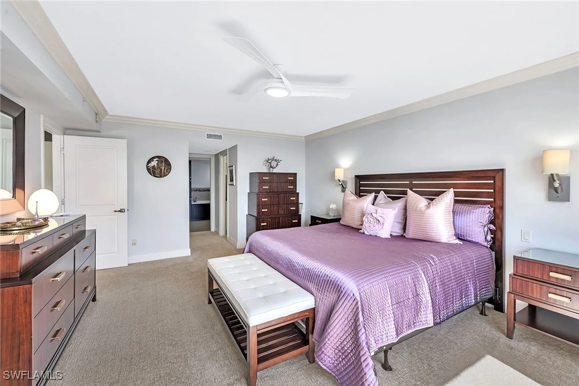 Property Slideshow image 21 of 47 | 2400 gulf shore blvd 502, Naples, FL, 34103