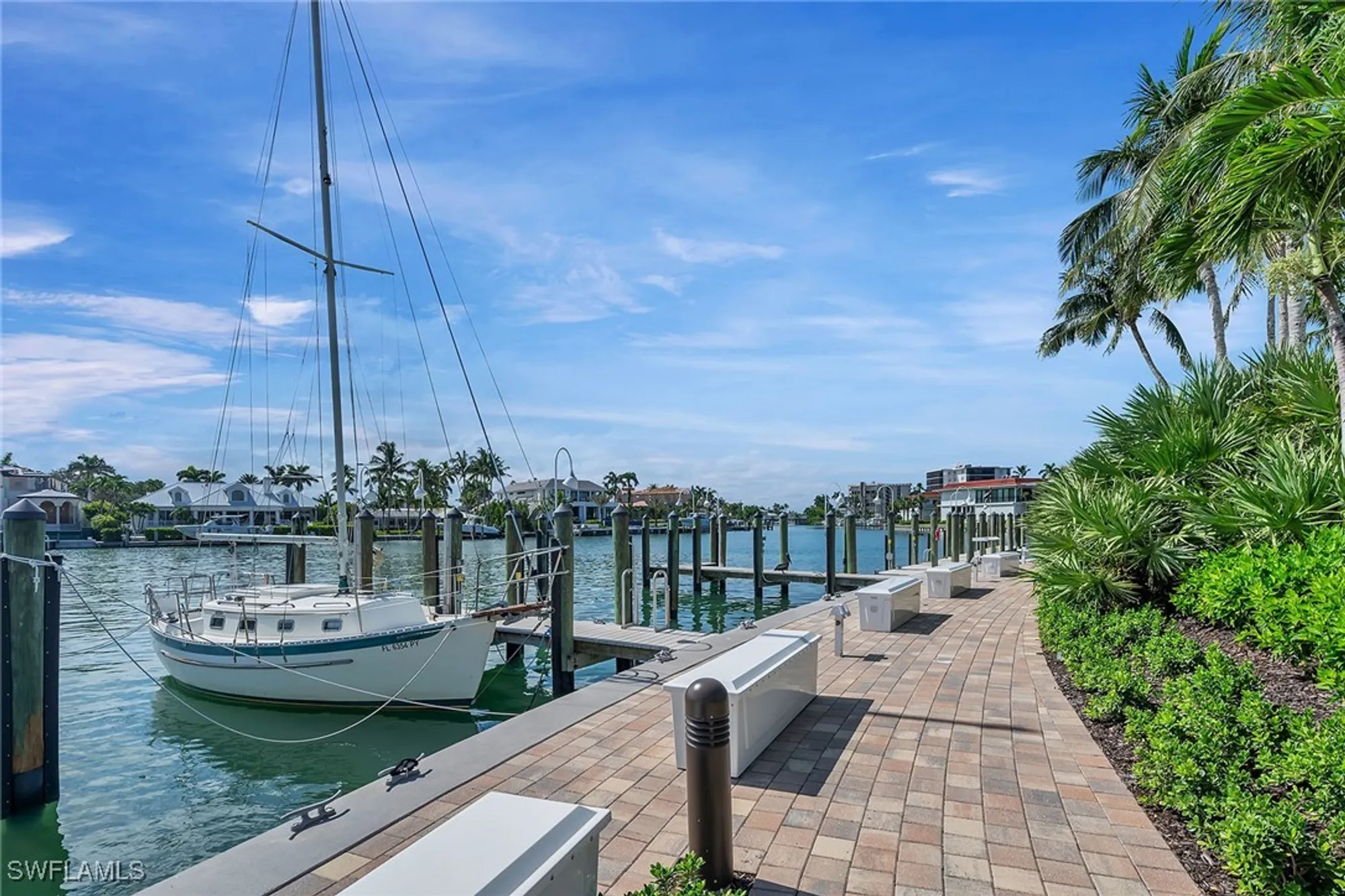 Property Slideshow image 34 of 47 | 2400 gulf shore blvd 502, Naples, FL, 34103