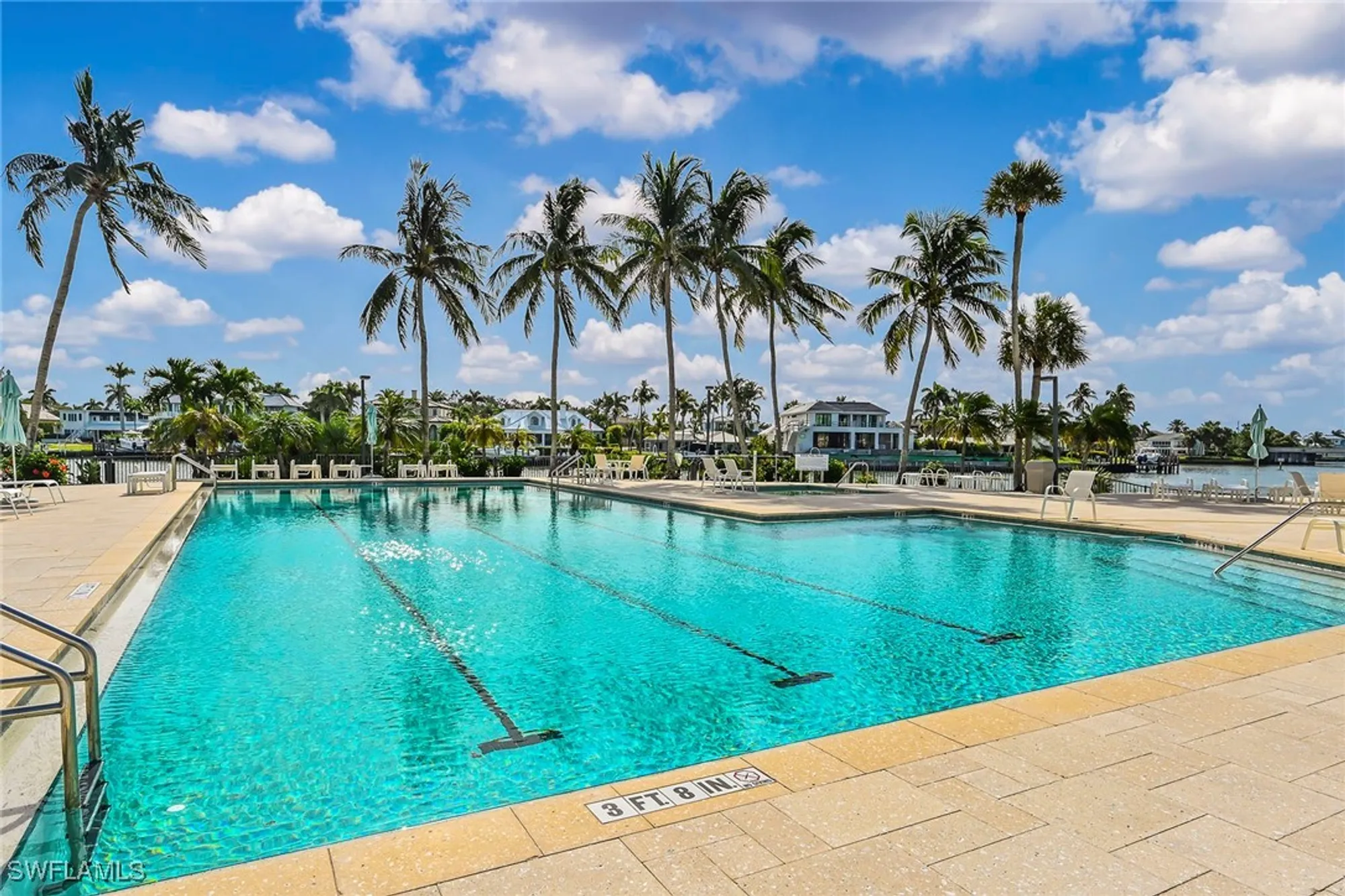 Property Slideshow image 38 of 47 | 2400 gulf shore blvd 502, Naples, FL, 34103