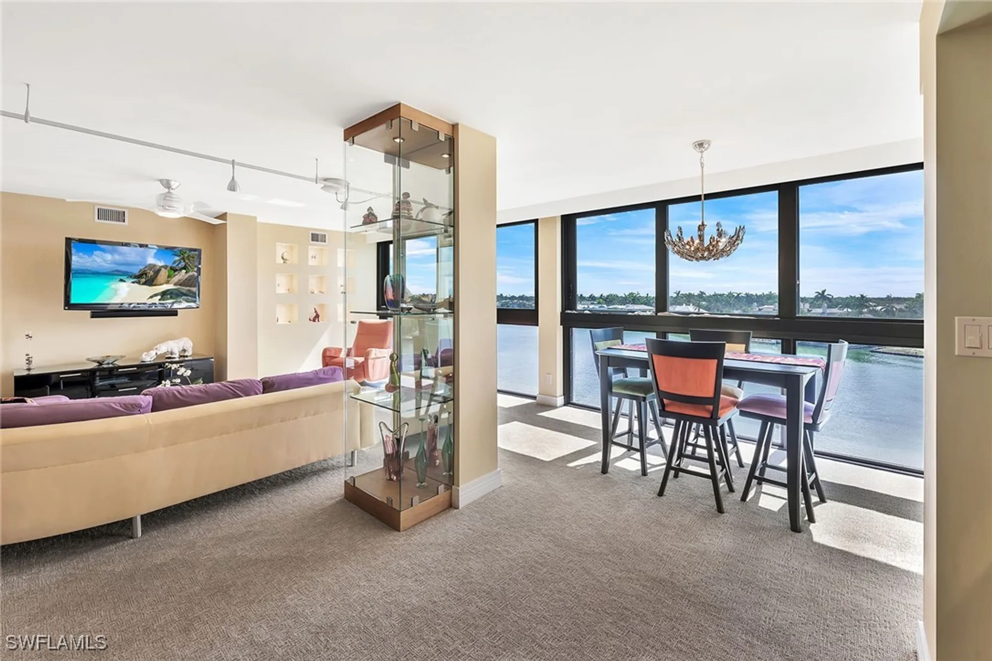 Property Slideshow image 6 of 47 | 2400 gulf shore blvd 502, Naples, FL, 34103