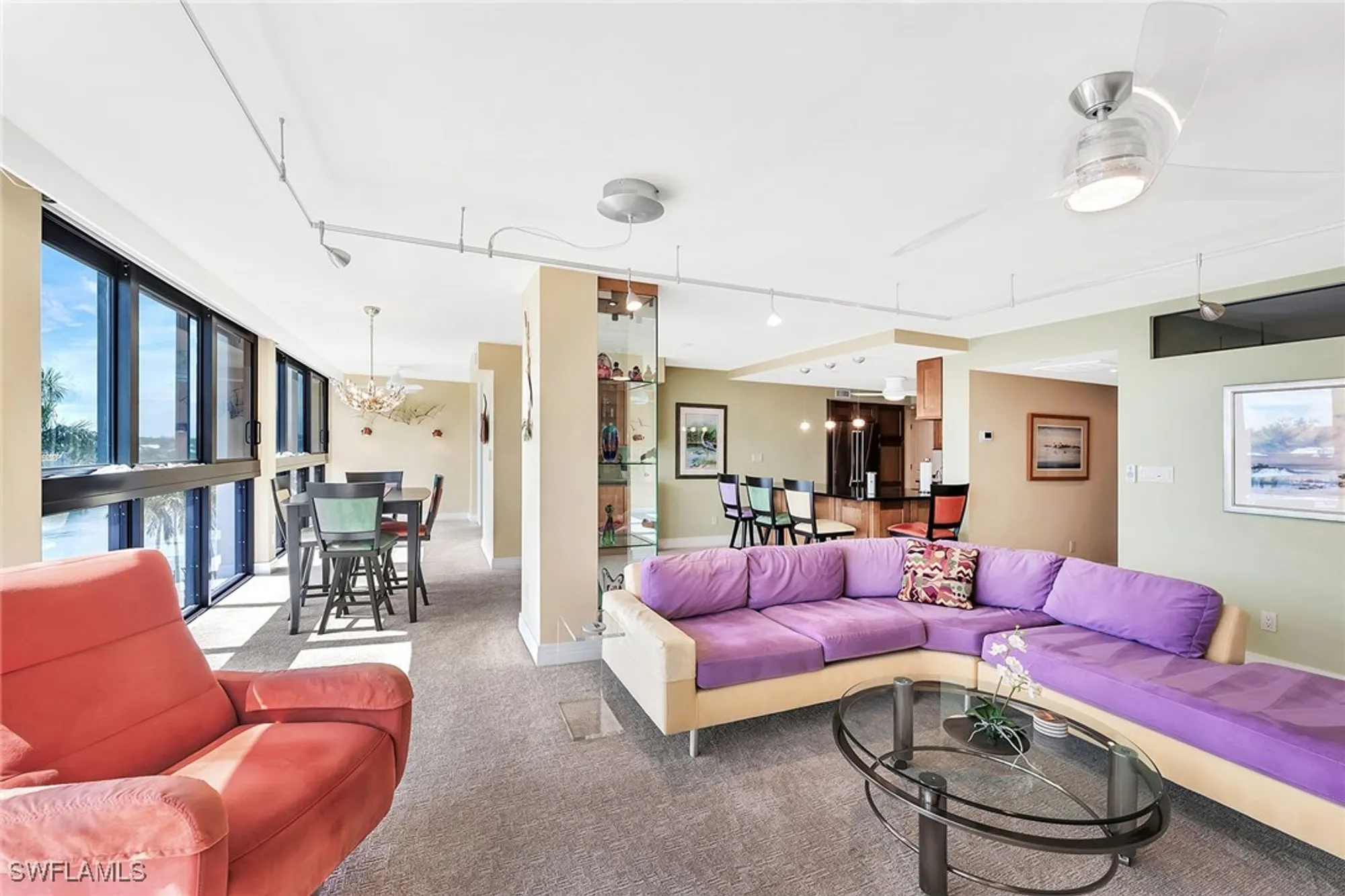 Property Slideshow image 8 of 47 | 2400 gulf shore blvd 502, Naples, FL, 34103