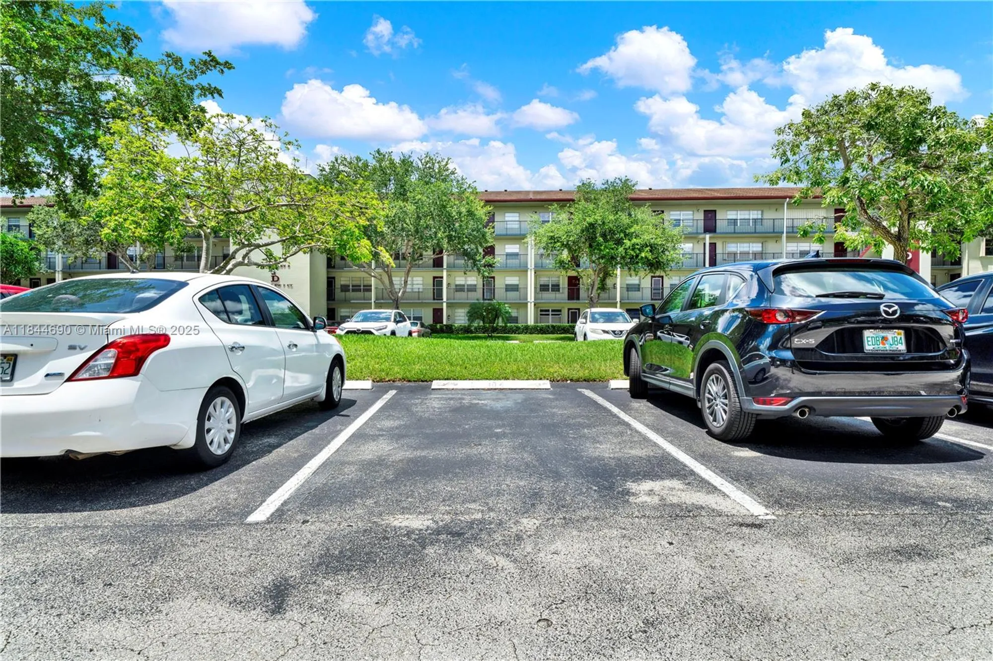 Property Slideshow image 17 of 18 | 13250 sw 7th ct 404l, Pembroke Pines, FL, 33027