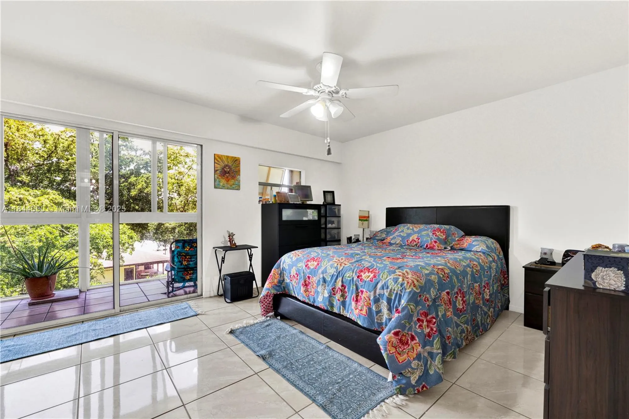 Property Slideshow image 12 of 18 | 13250 sw 7th ct 404l, Pembroke Pines, FL, 33027