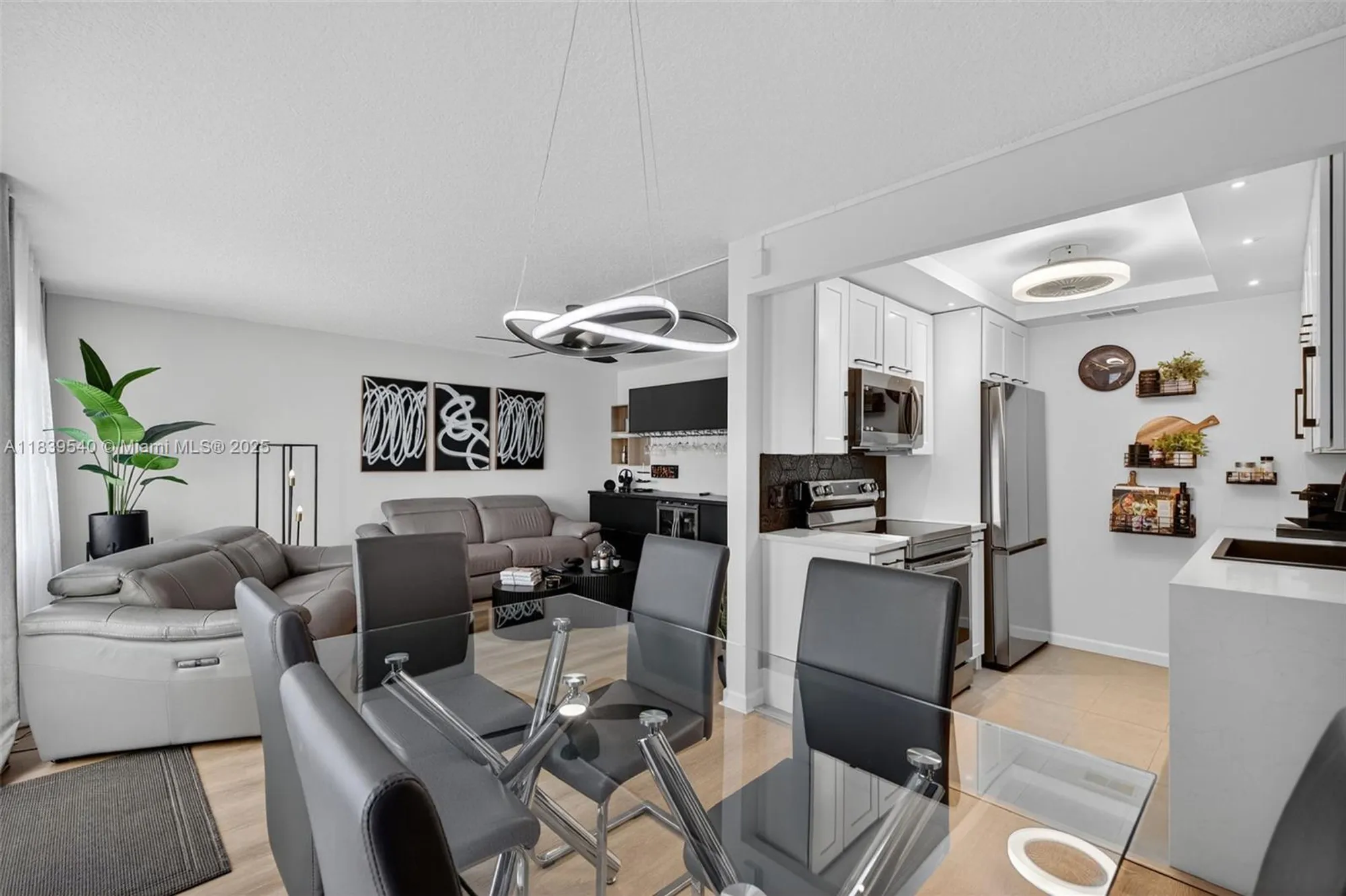 Property Slideshow image 3 of 44 | 3029 harwood d # 3029, Deerfield Beach, FL, 33442