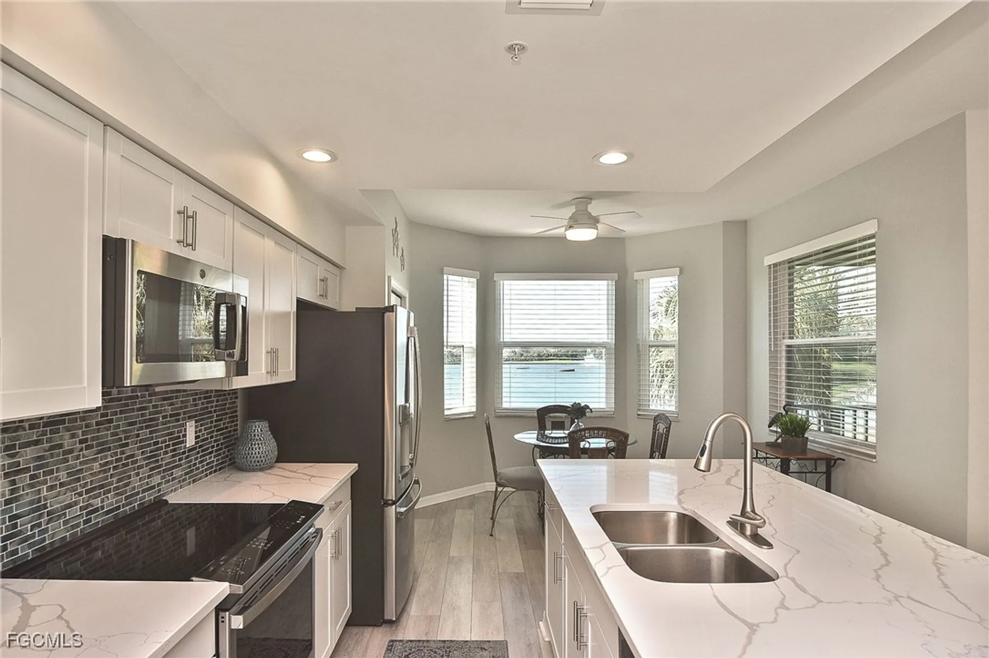 Property Slideshow image 19 of 50 | 8096 queen palm ln apt 226, Fort Myers, FL, 33966