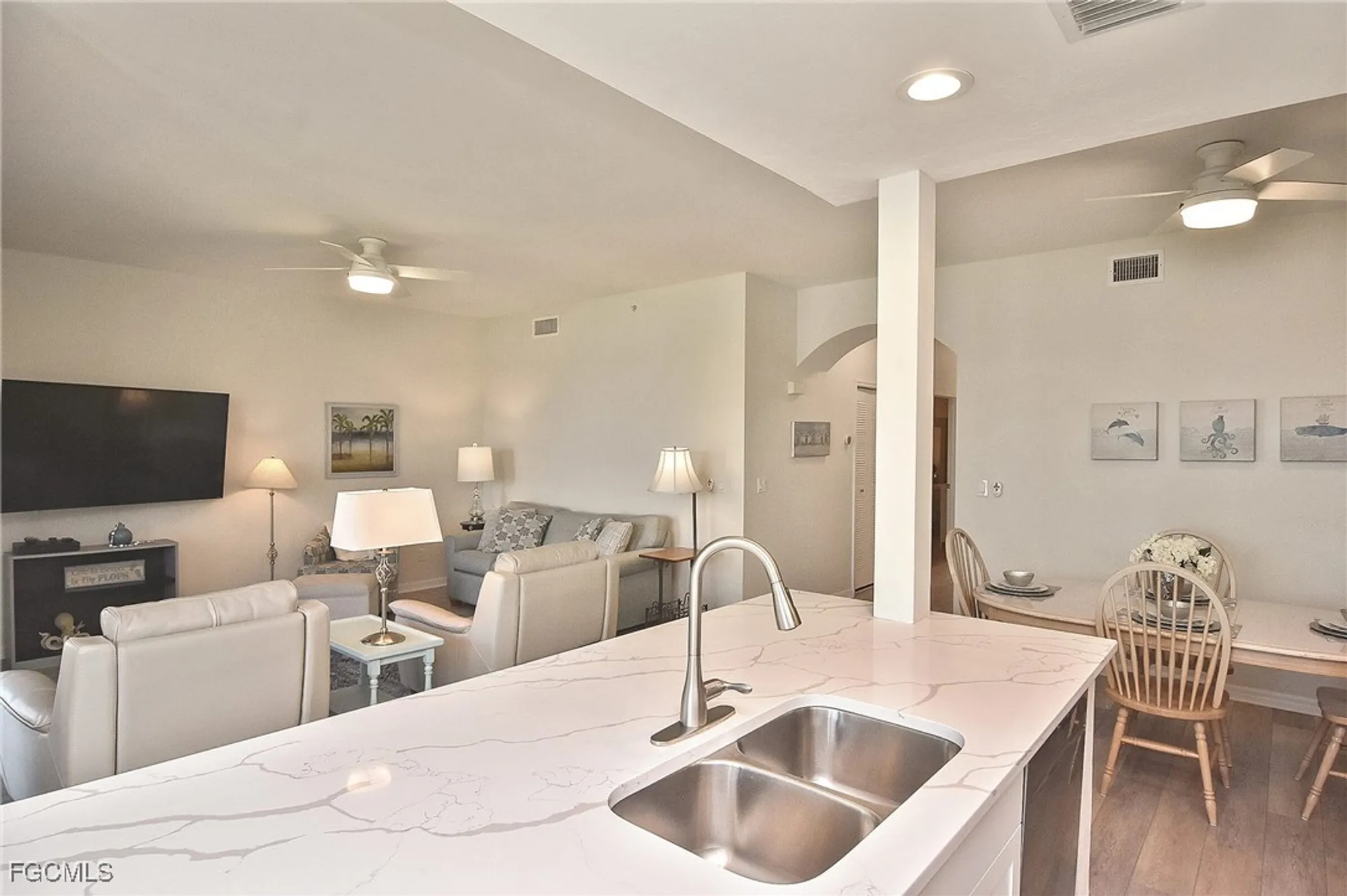 Property Slideshow image 25 of 50 | 8096 queen palm ln apt 226, Fort Myers, FL, 33966