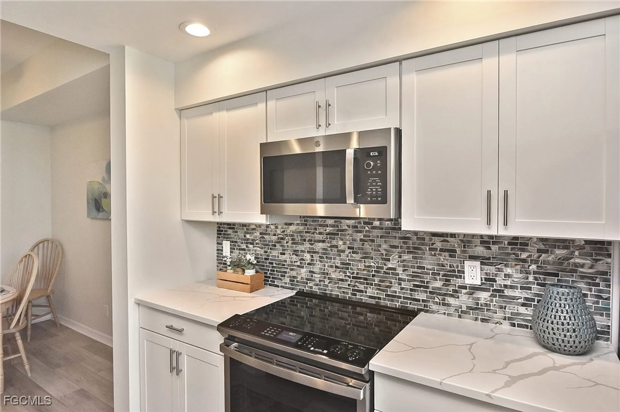 Property Slideshow image 21 of 50 | 8096 queen palm ln apt 226, Fort Myers, FL, 33966