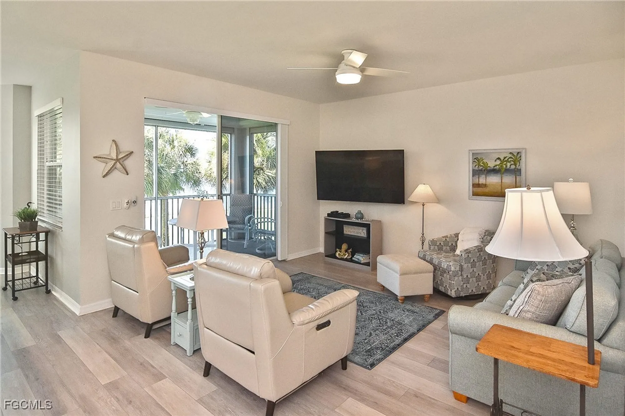 Property Slideshow image 30 of 50 | 8096 queen palm ln apt 226, Fort Myers, FL, 33966