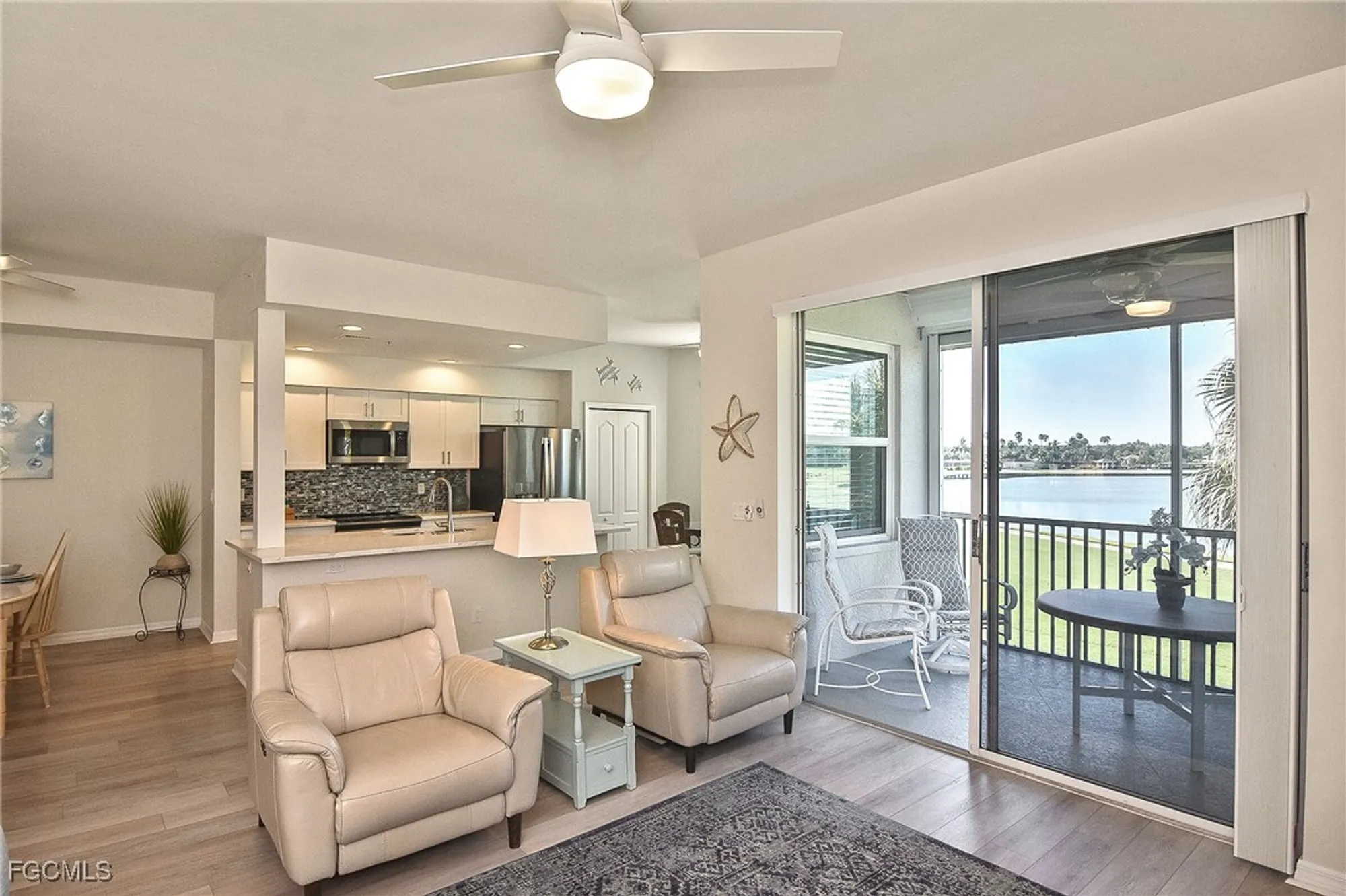 Property Slideshow image 31 of 50 | 8096 queen palm ln apt 226, Fort Myers, FL, 33966