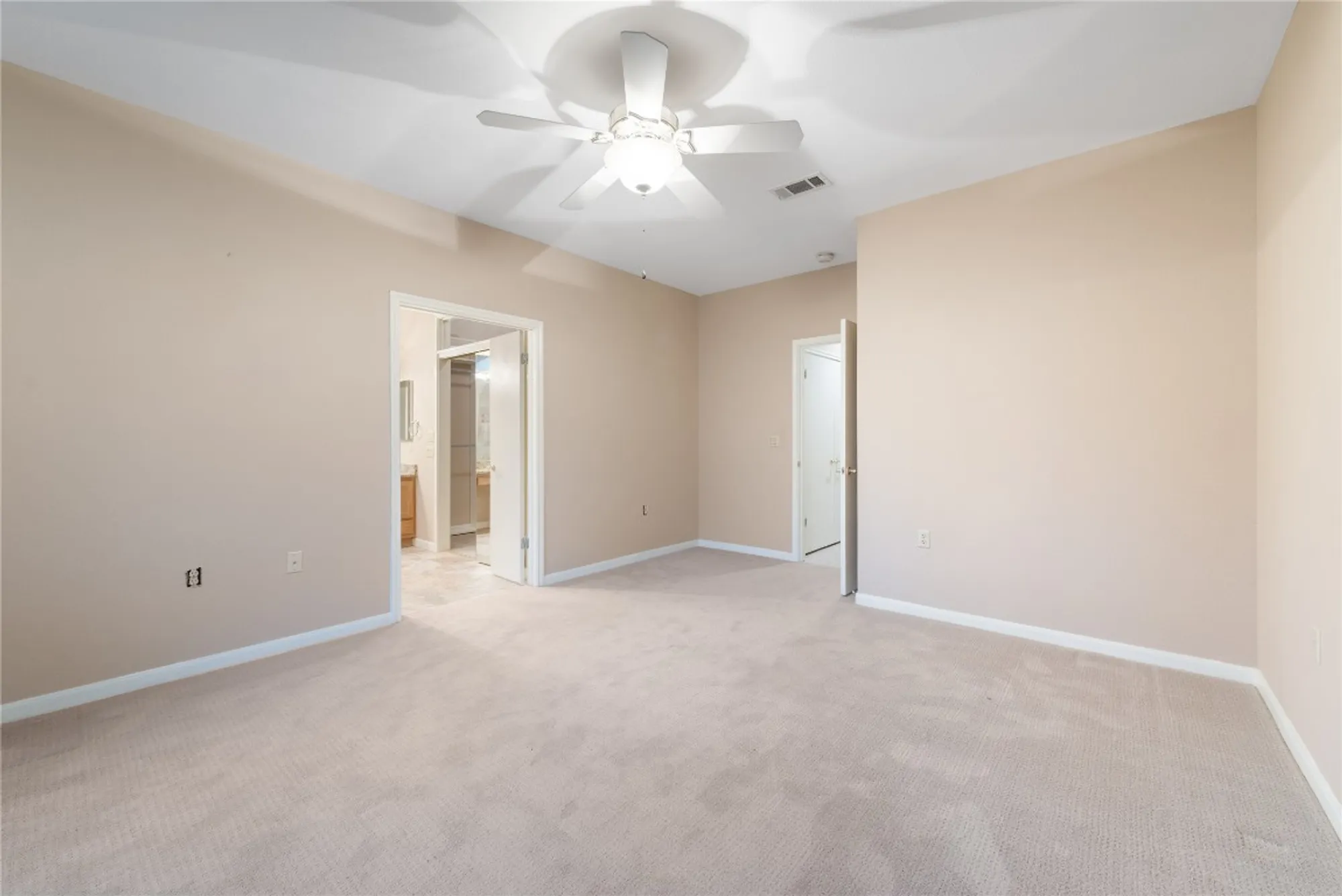 Property Slideshow image 17 of 24 | 125 nighthawk way, Georgetown, TX, 78633