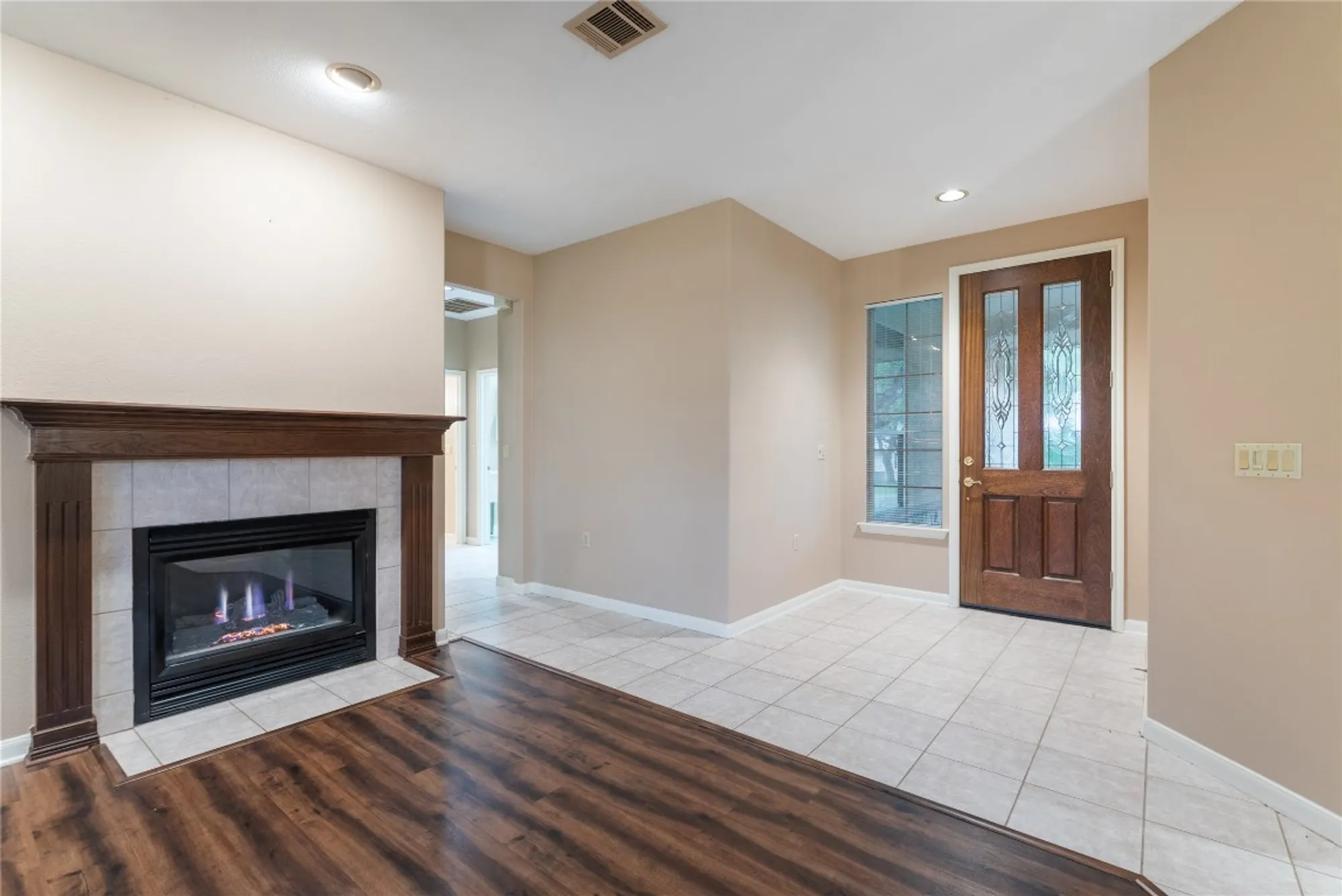 Property Slideshow image 4 of 24 | 125 nighthawk way, Georgetown, TX, 78633