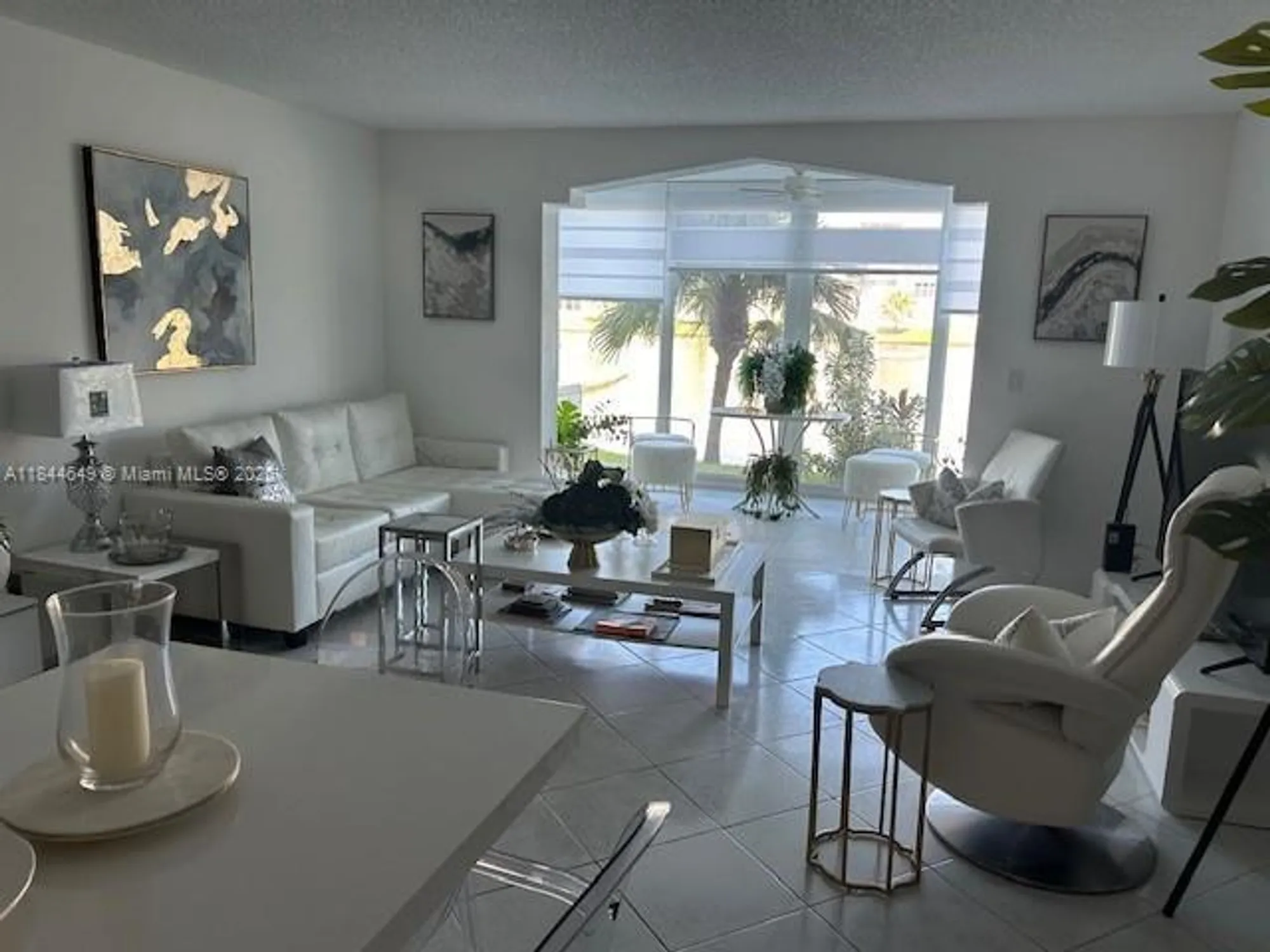 Property Slideshow image 17 of 20 | 1025 se 4th ave 106, Dania Beach, FL, 33004