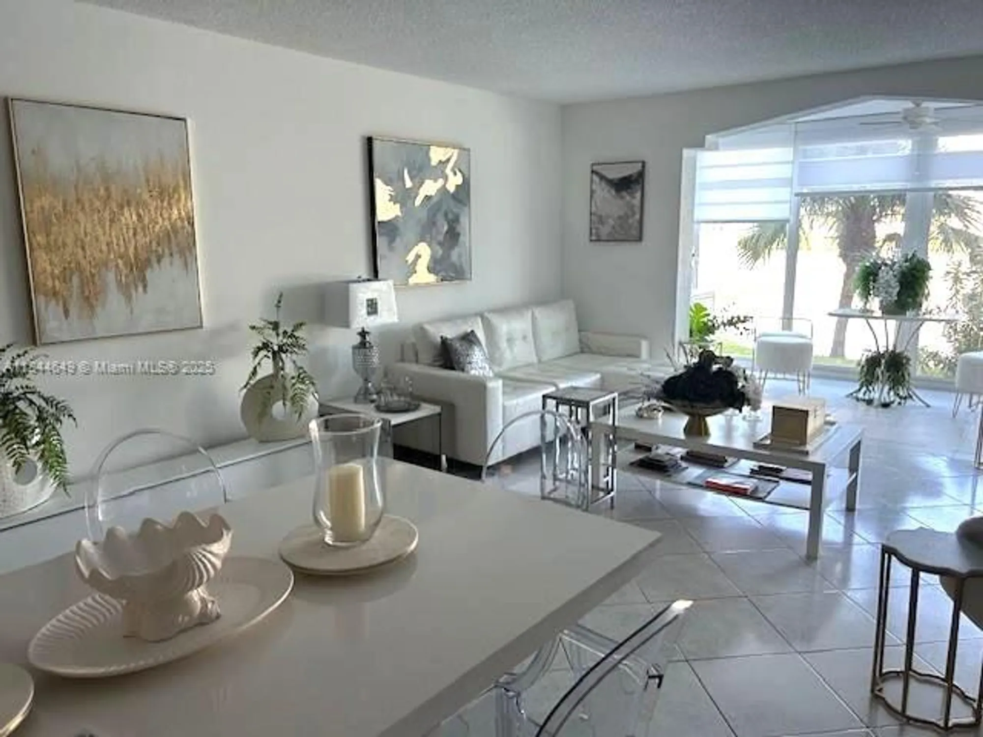 Property Slideshow image 4 of 20 | 1025 se 4th ave 106, Dania Beach, FL, 33004