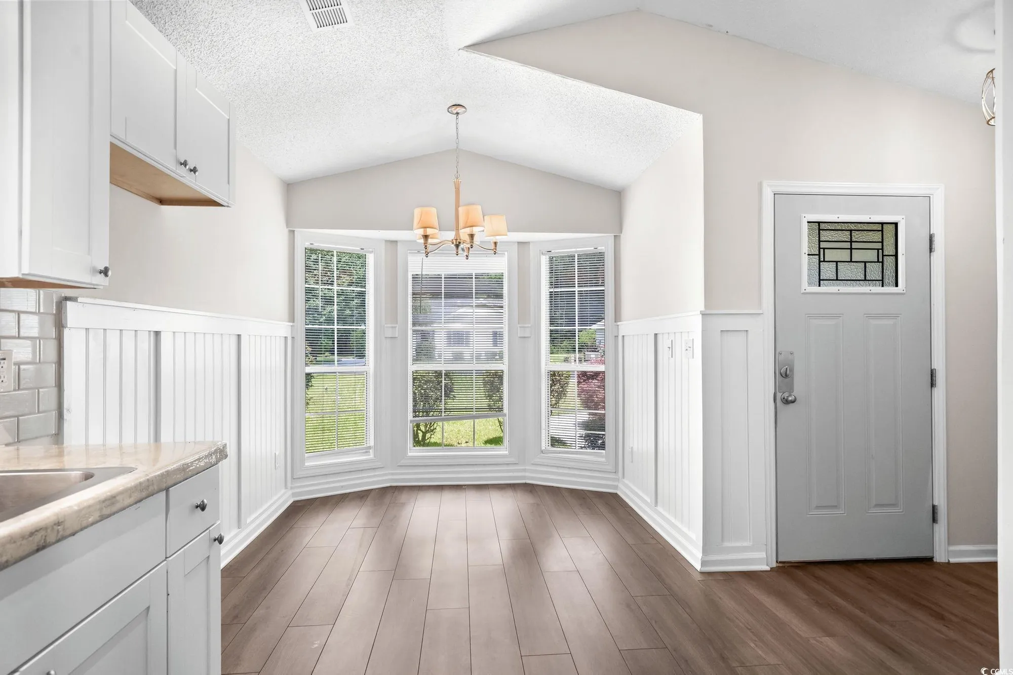 Property Slideshow image 12 of 39 | 1503 saint george ln, Myrtle Beach, SC, 29588