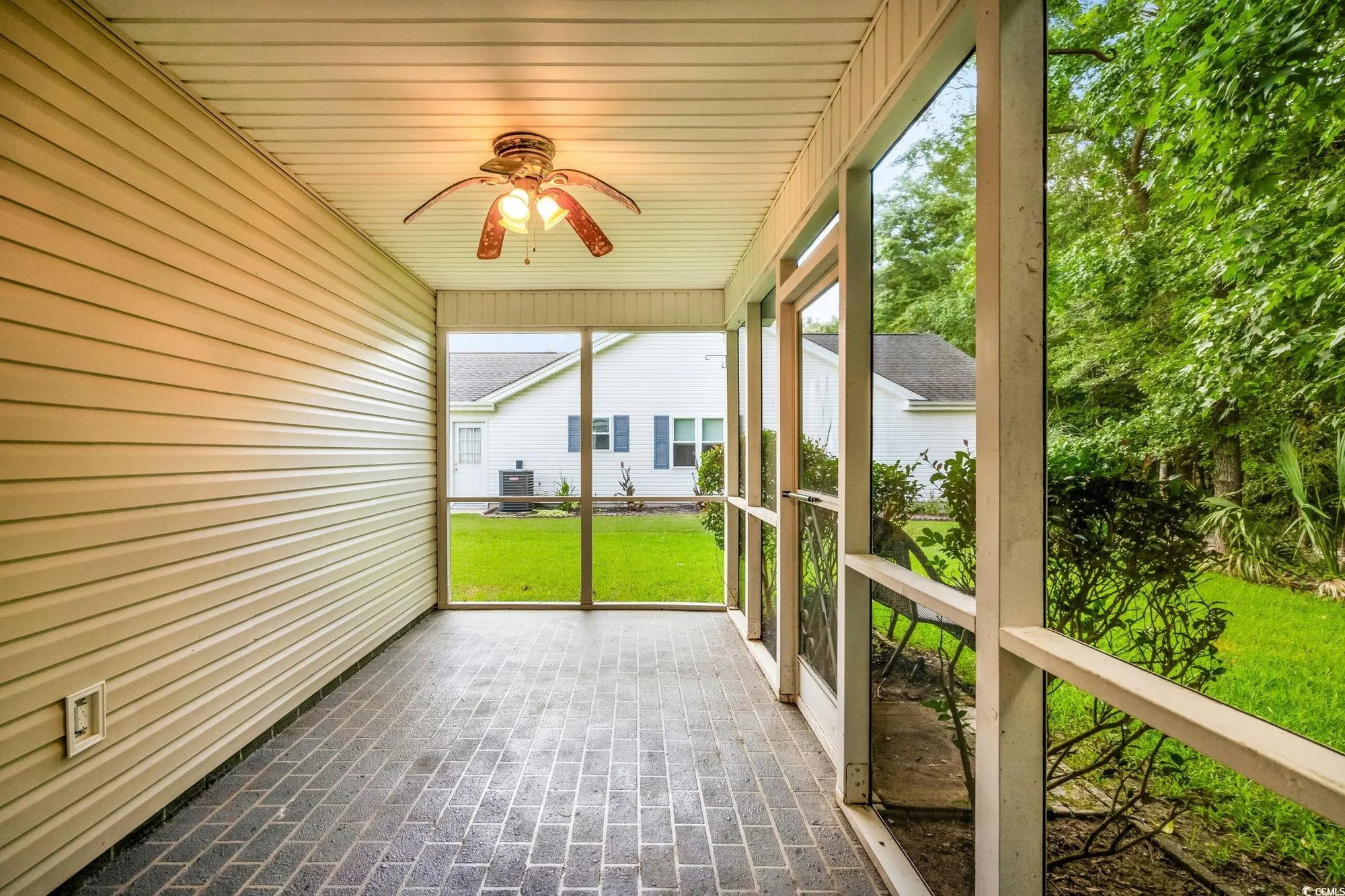 Property Slideshow image 21 of 39 | 1503 saint george ln, Myrtle Beach, SC, 29588